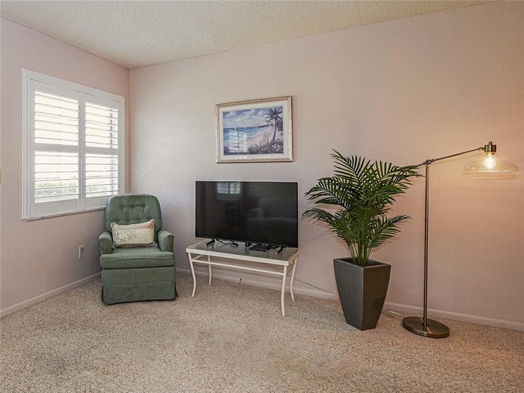 21 Pine Arbor Lane 104, Vero Beach, FL 32962 — photo 6 of 36