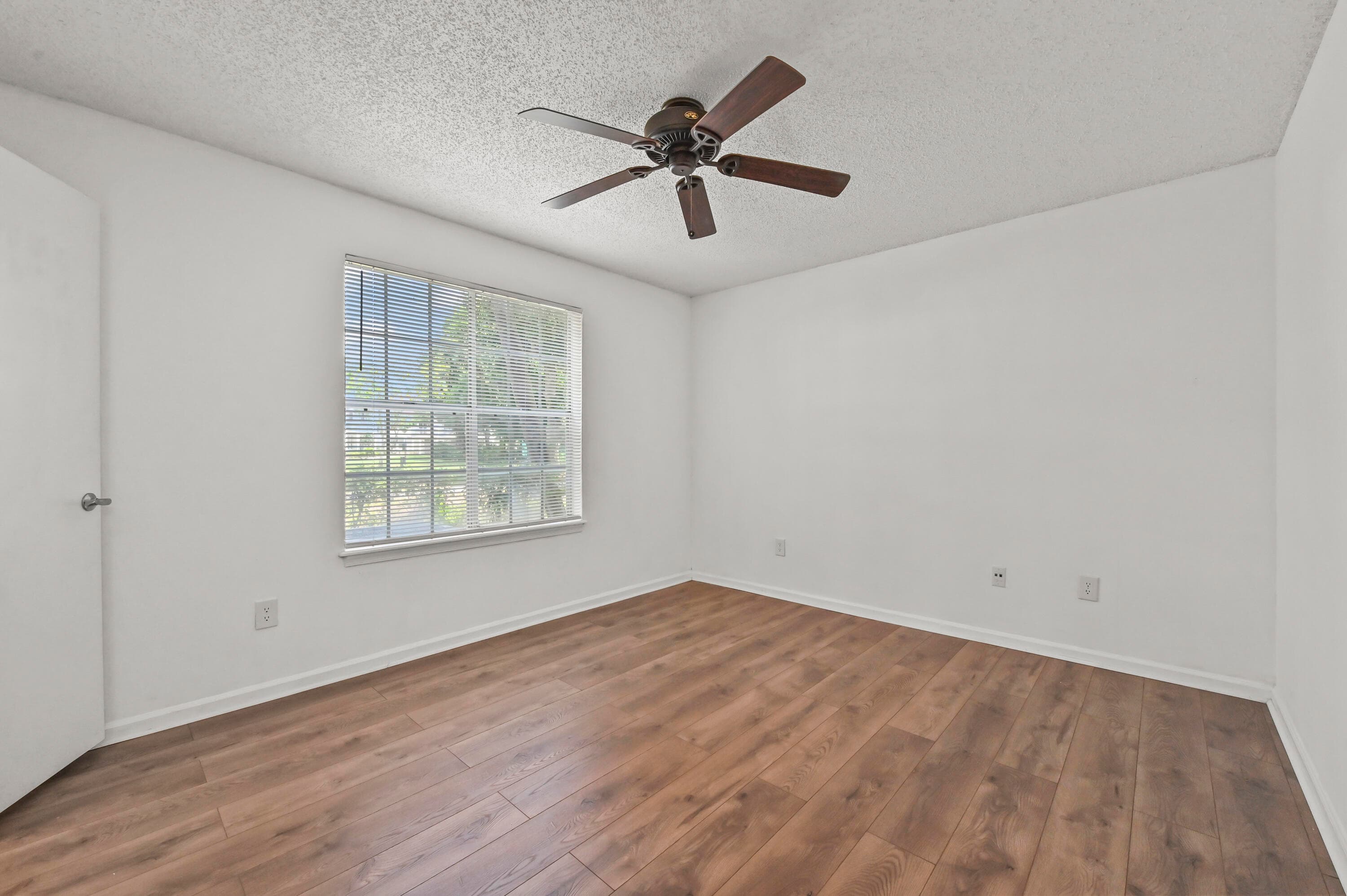 1055 Crystal Way A, Delray Beach, FL 33444 — photo 18 of 28