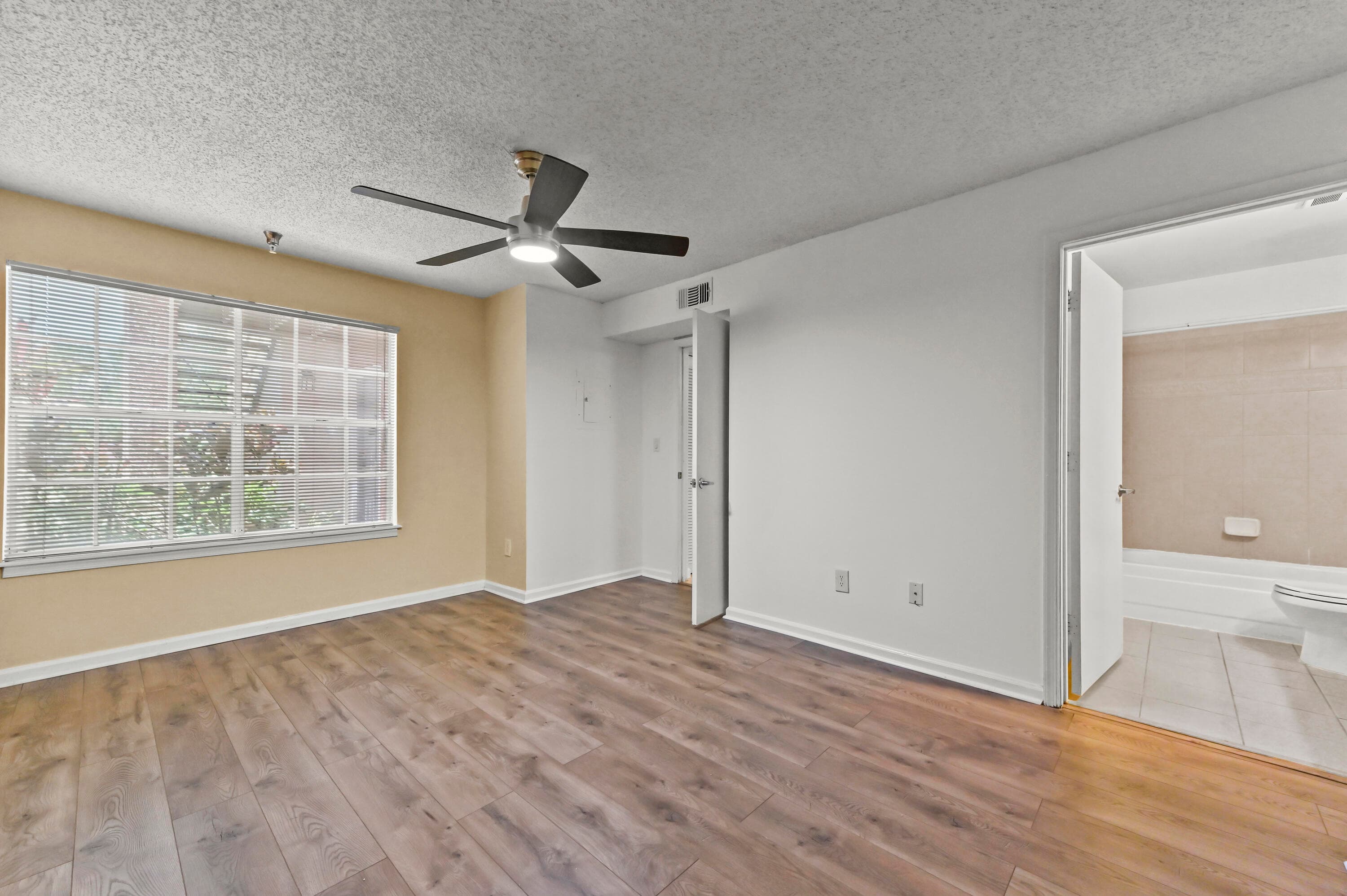 1055 Crystal Way A, Delray Beach, FL 33444 — photo 24 of 28