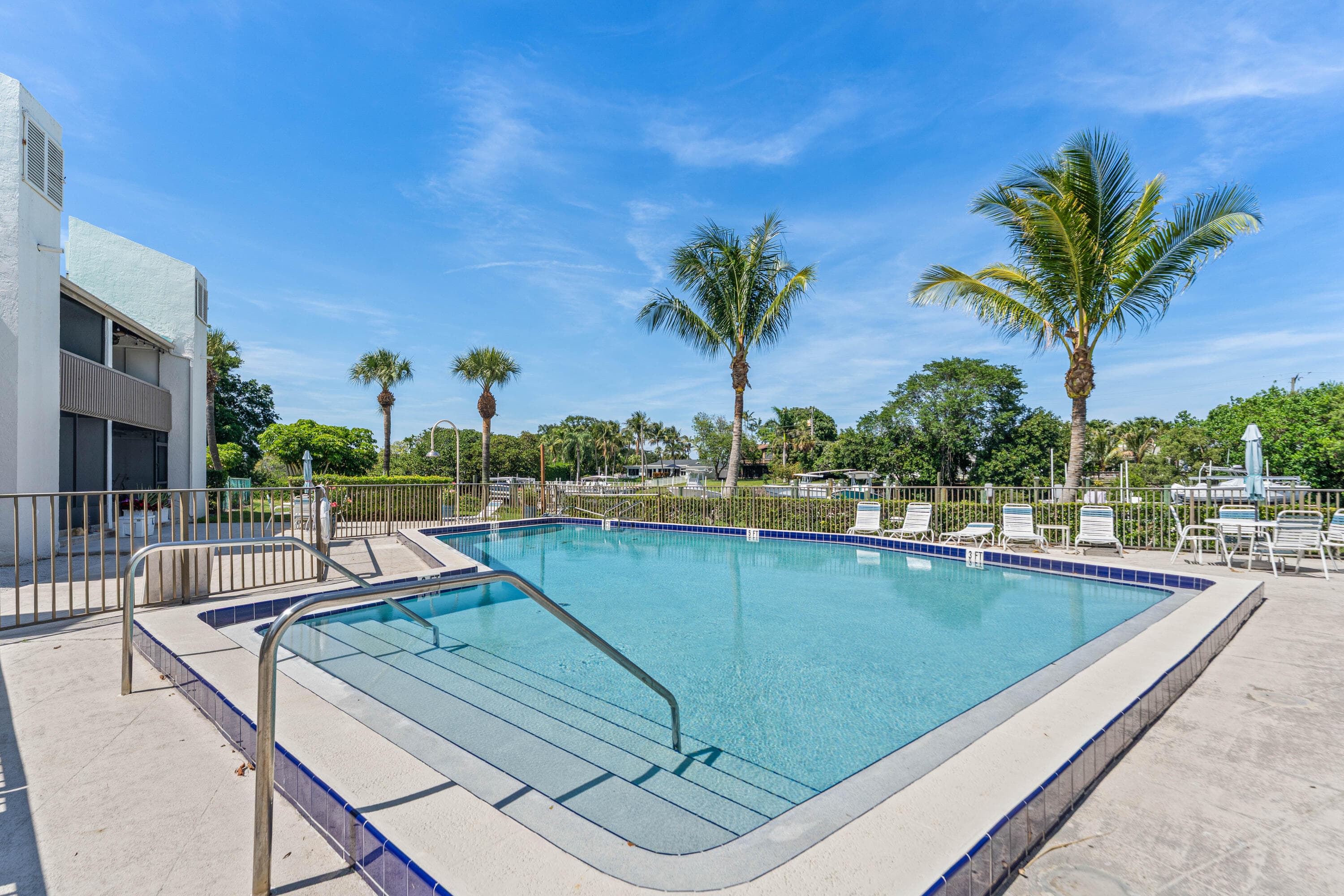 412 Southwind Drive B2, North Palm Beach, FL 33408 — photo 6 of 41