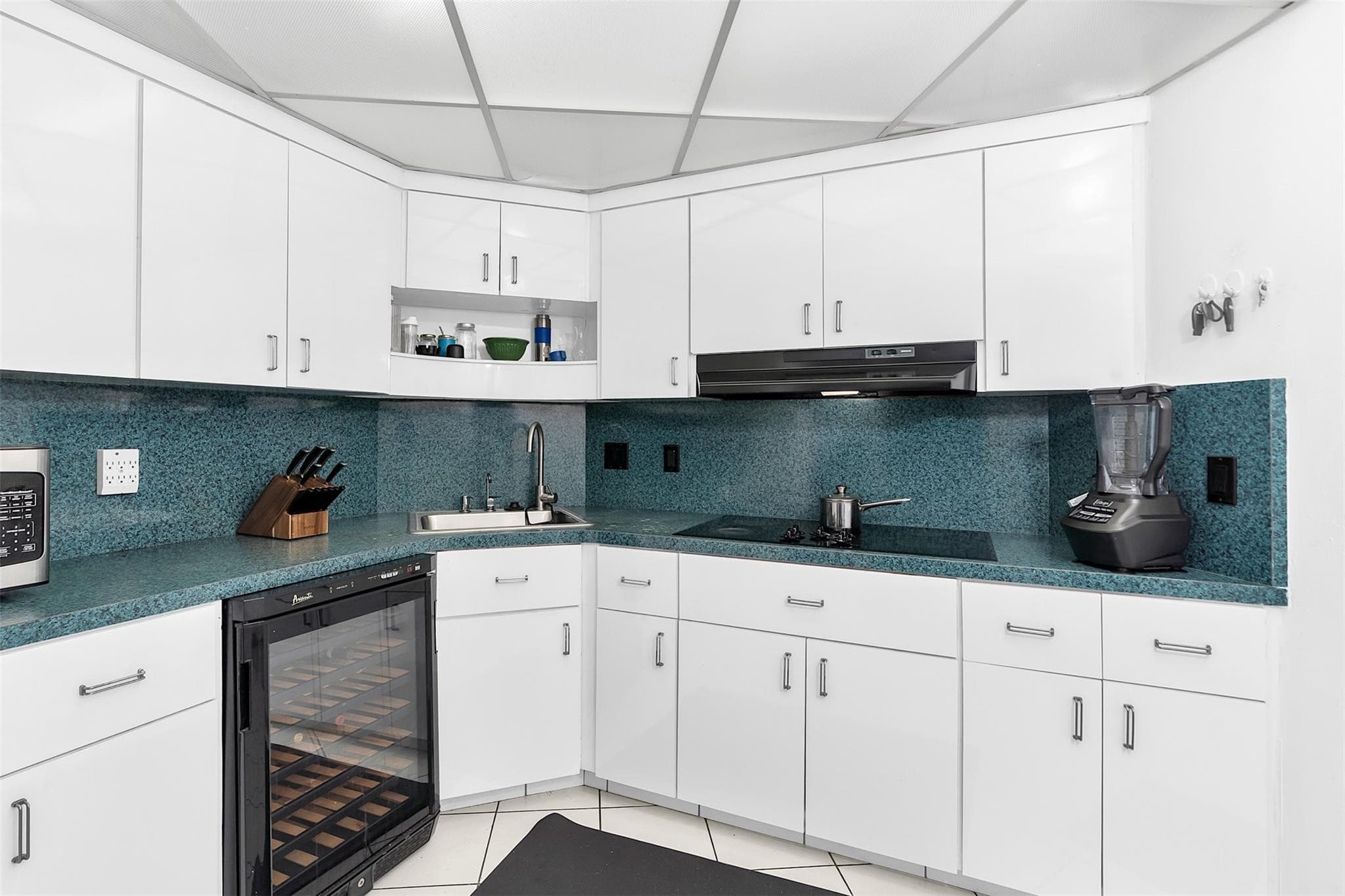 3700 Galt Ocean Drive Unit 1102, Fort Lauderdale, FL 33308 — photo 14 of 35