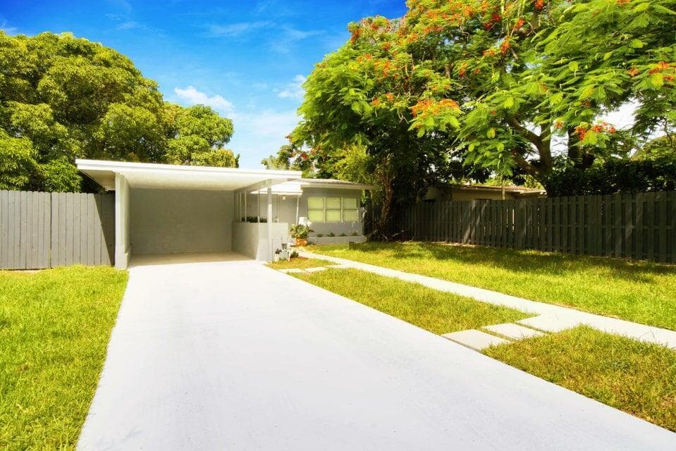 1117 NW 7th Terrace, Fort Lauderdale, FL 33311 — photo 1 of 33