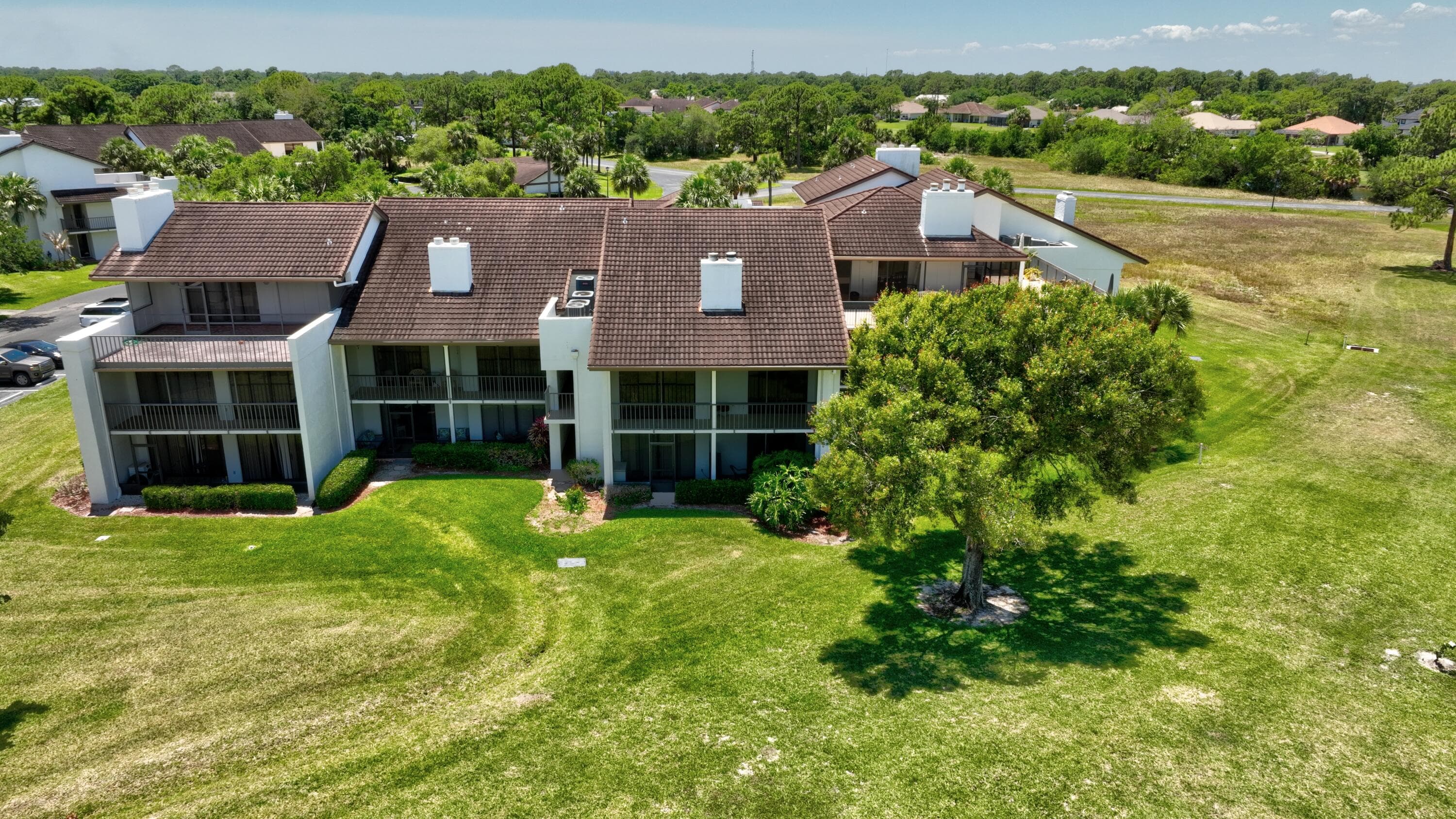 3500 Twin Lakes Terrace 202, Fort Pierce, FL 34951 — photo 4 of 36