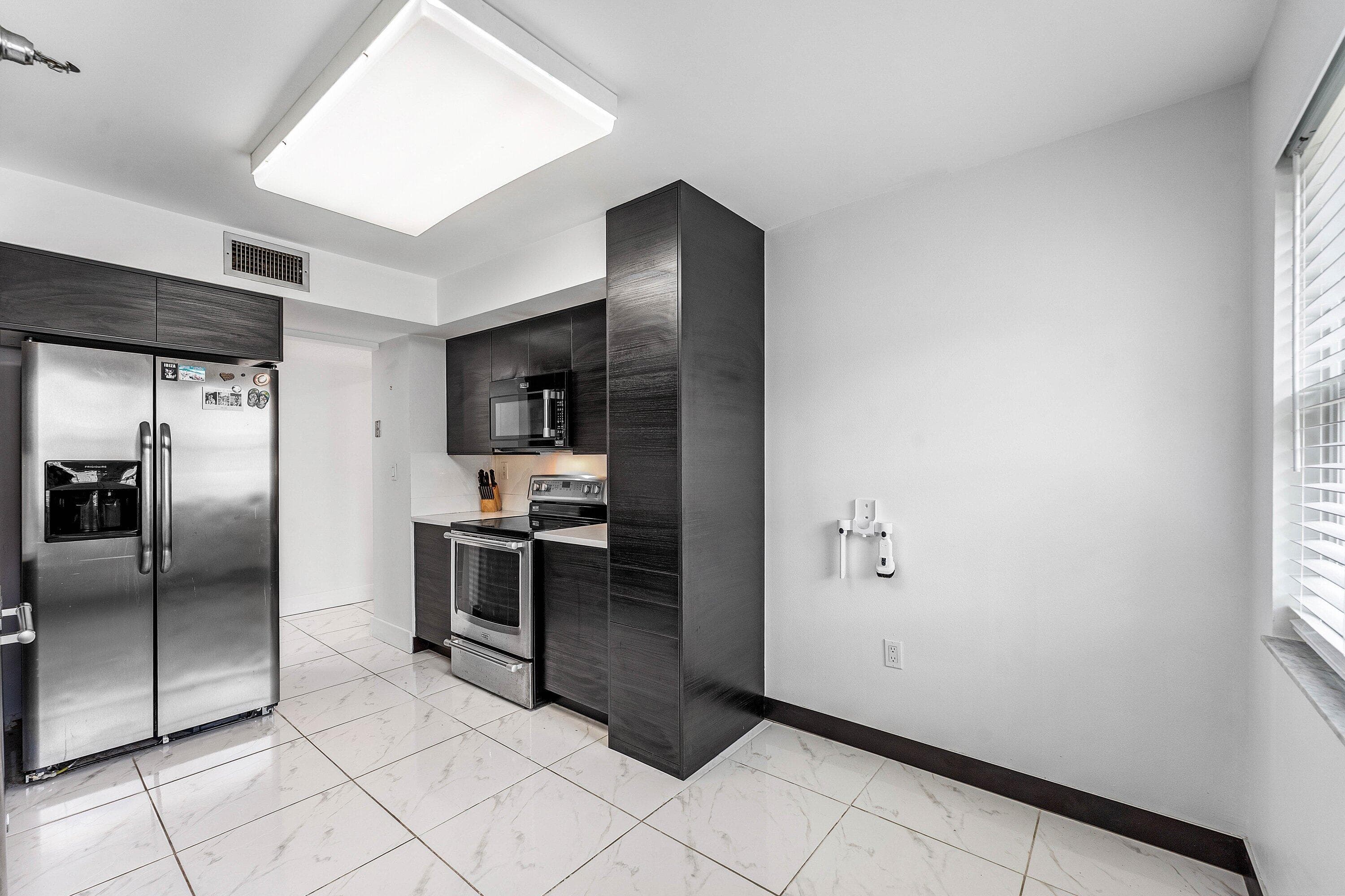 6614 Villa Sonrisa Drive 123, Boca Raton, FL 33433 — photo 11 of 42