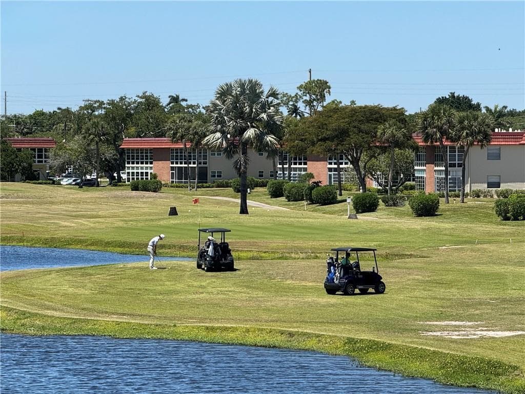 3 Vista Gardens Trail 203, Vero Beach, FL 32962 — photo 29 of 36