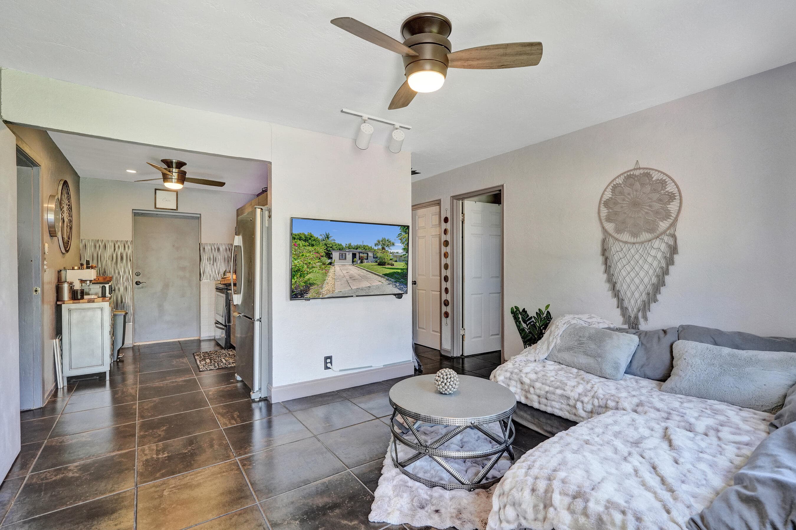 1465 NE 27th Street, Pompano Beach, FL 33064 — photo 4 of 42