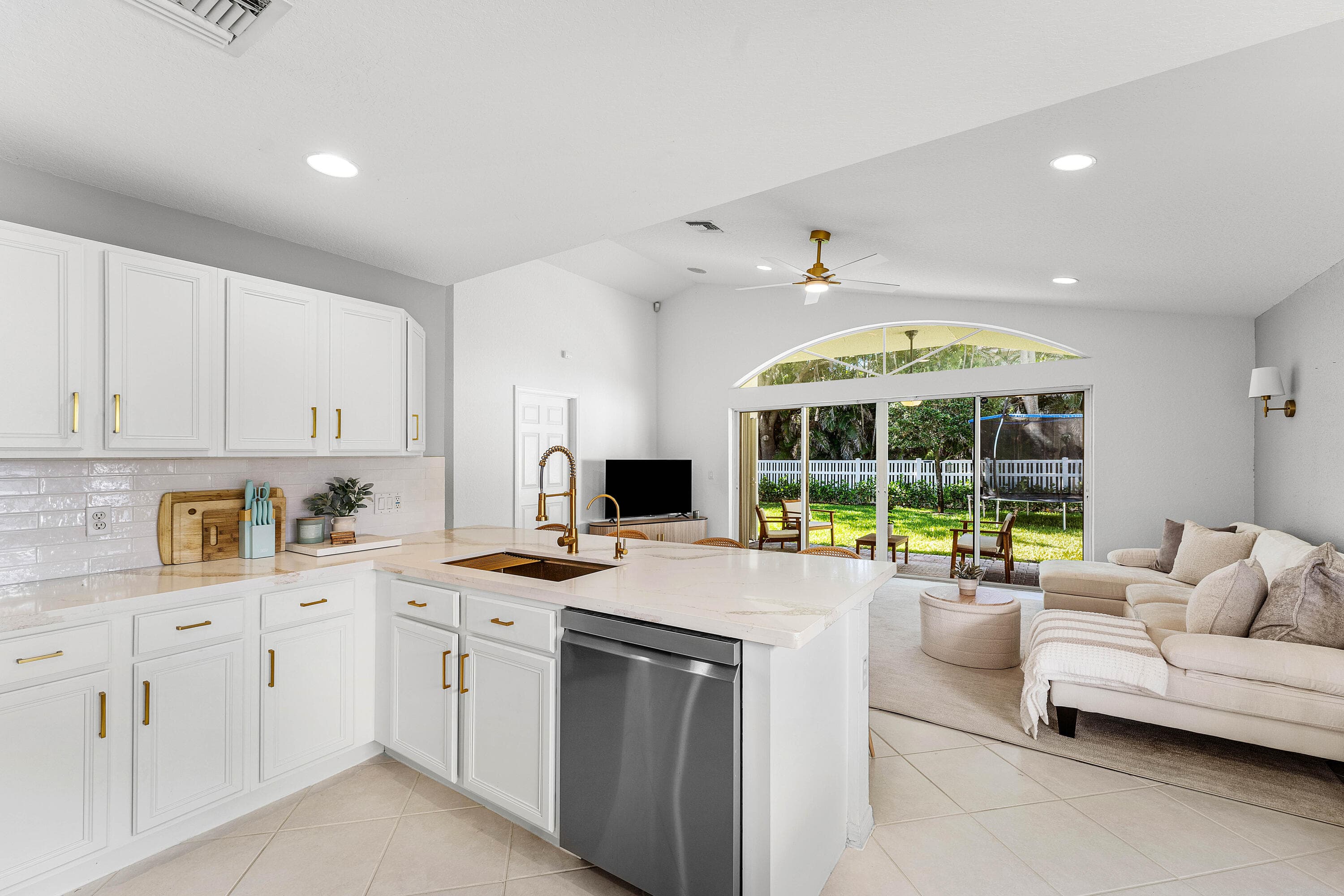 4245 Bluff Harbor Way, Wellington, FL 33449 — photo 7 of 50