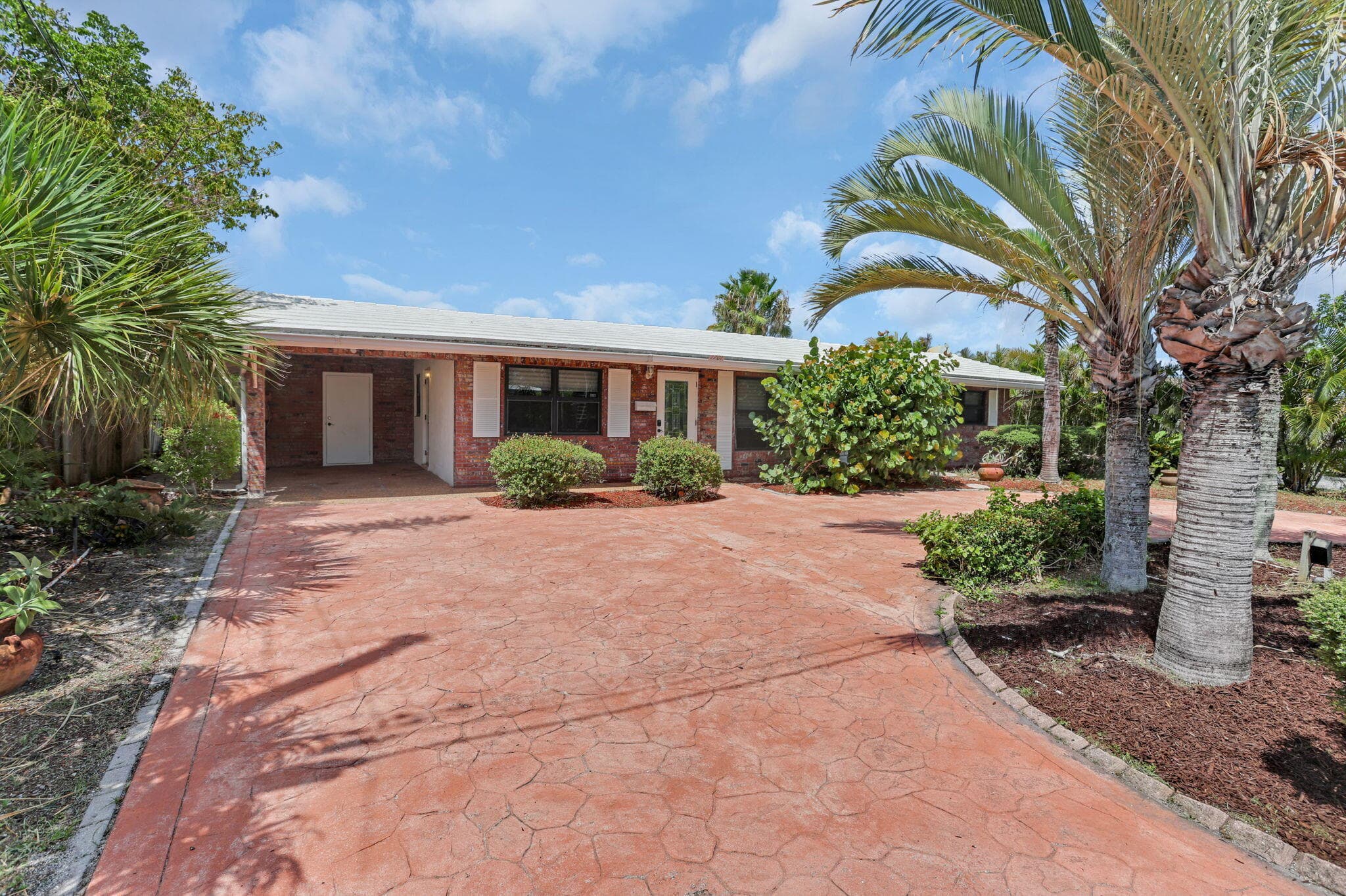 1701 NE 63rd Court, Fort Lauderdale, FL 33334 — photo 1 of 34