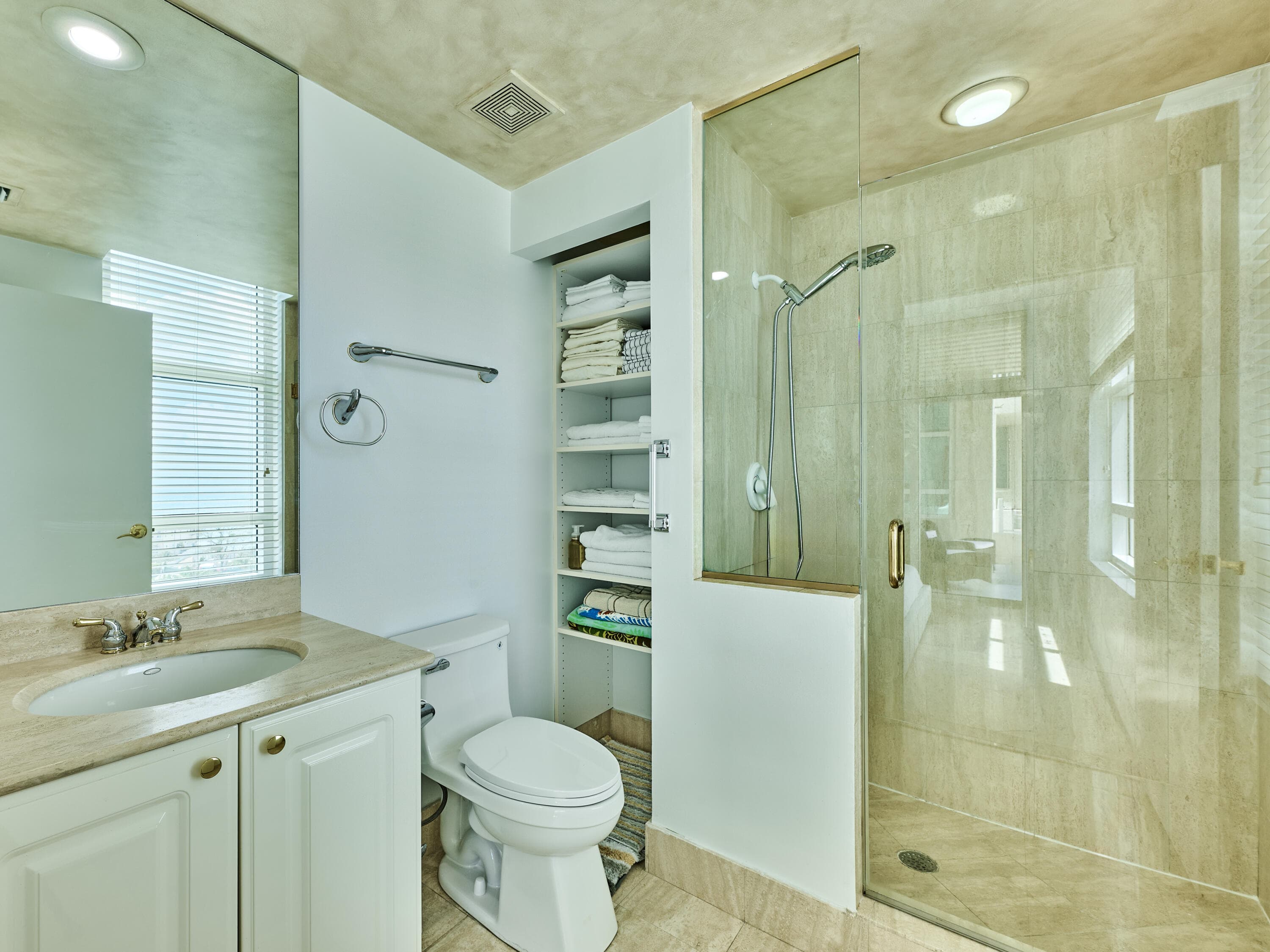 3720 S Ocean Boulevard 907, Highland Beach, FL 33487 — photo 16 of 28