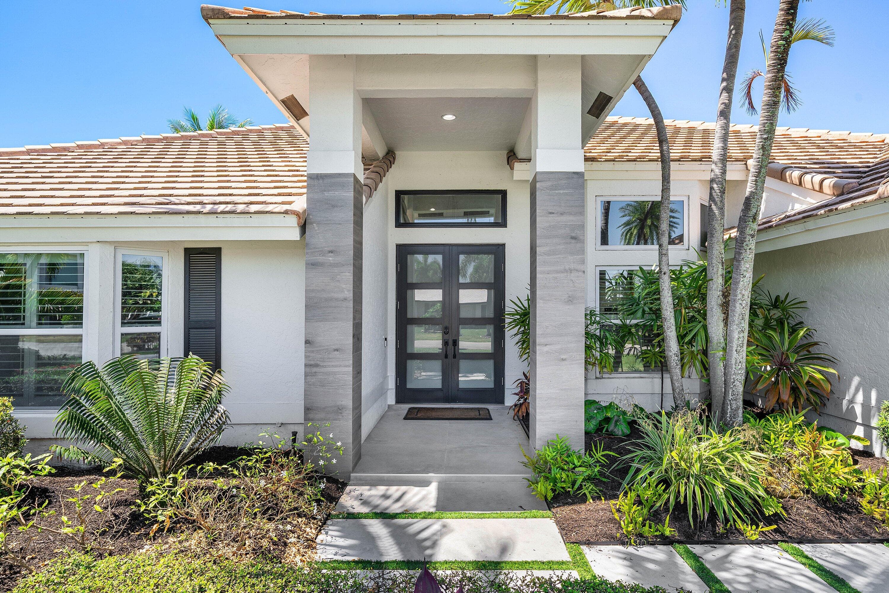 916 SW 37th Court, Boynton Beach, FL 33435 — photo 2 of 62