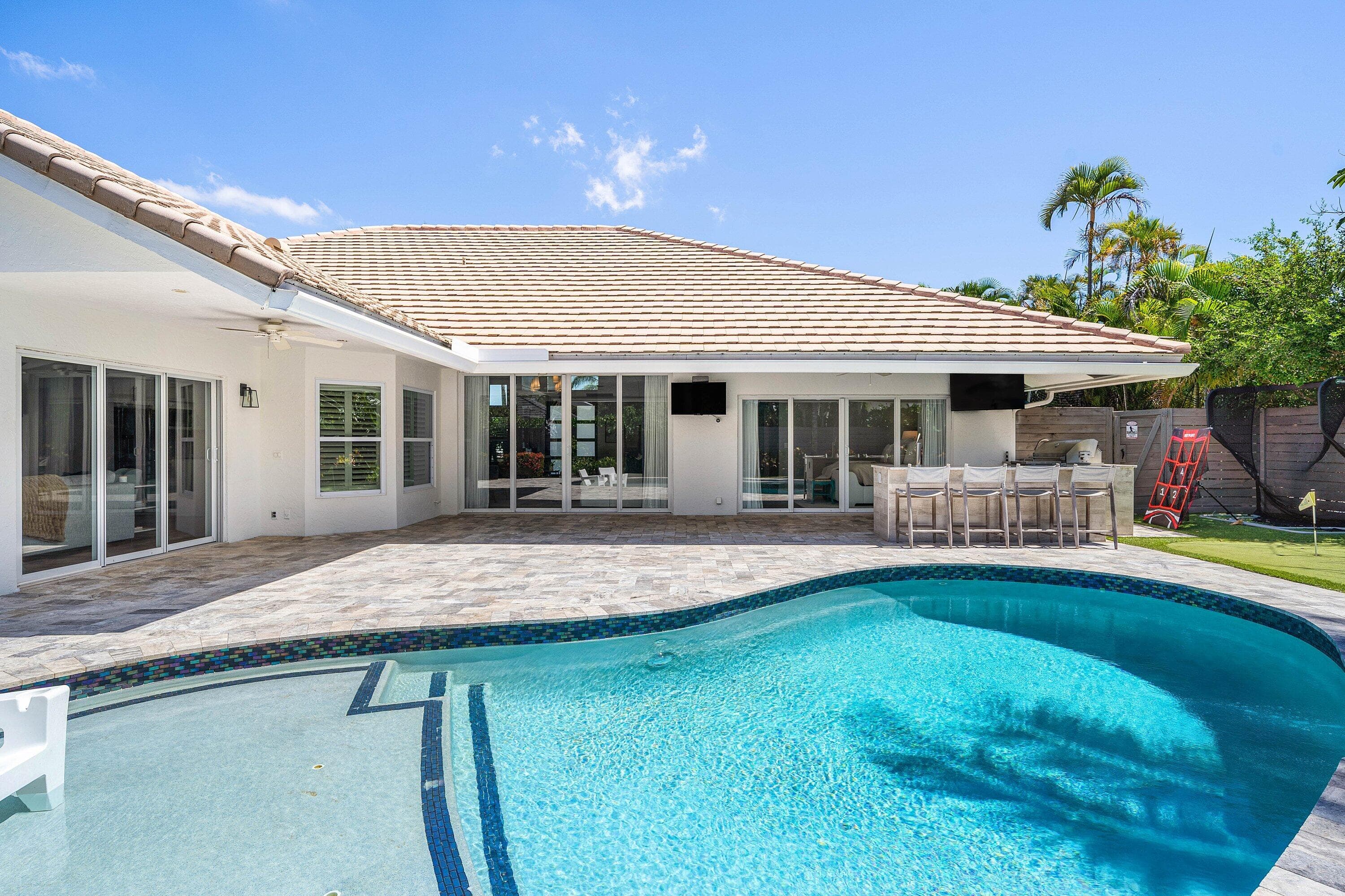 916 SW 37th Court, Boynton Beach, FL 33435 — photo 44 of 62