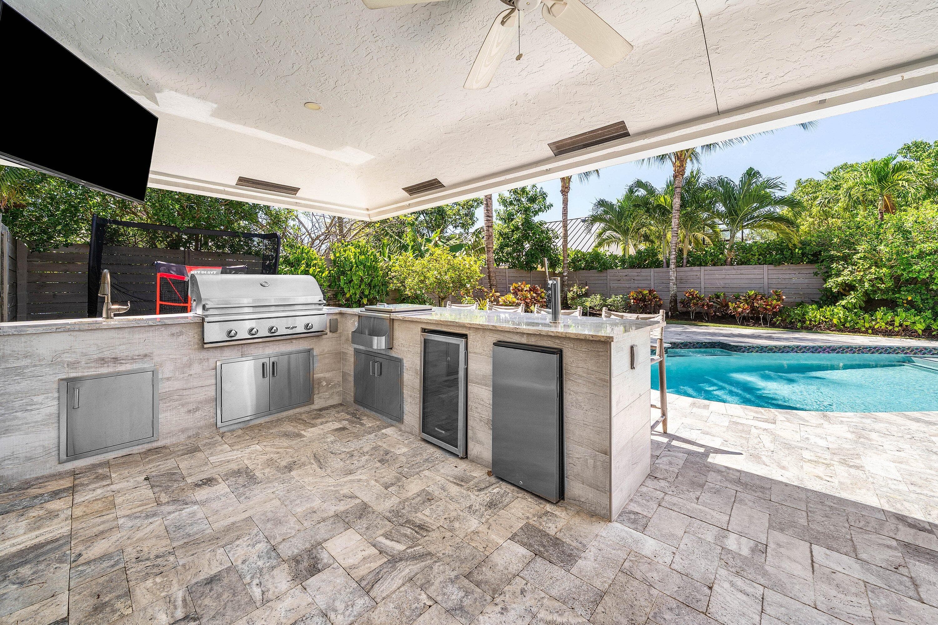 916 SW 37th Court, Boynton Beach, FL 33435 — photo 48 of 62