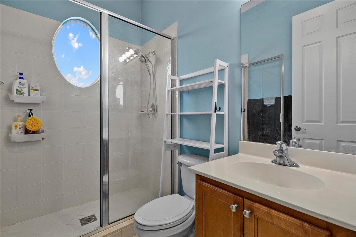 82 Stoney Drive, Palm Beach Gardens, FL 33410 — photo 15 of 46