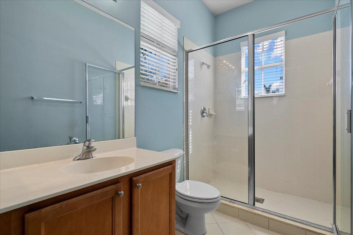 82 Stoney Drive, Palm Beach Gardens, FL 33410 — photo 24 of 46