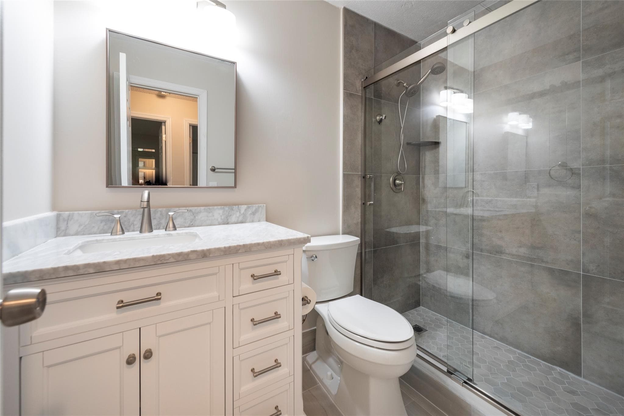 2101 NW 101st Terrace, Pembroke Pines, FL 33026 — photo 7 of 31