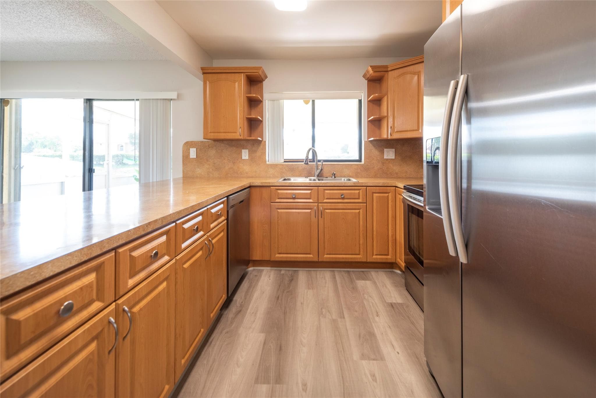 2101 NW 101st Terrace, Pembroke Pines, FL 33026 — photo 15 of 31