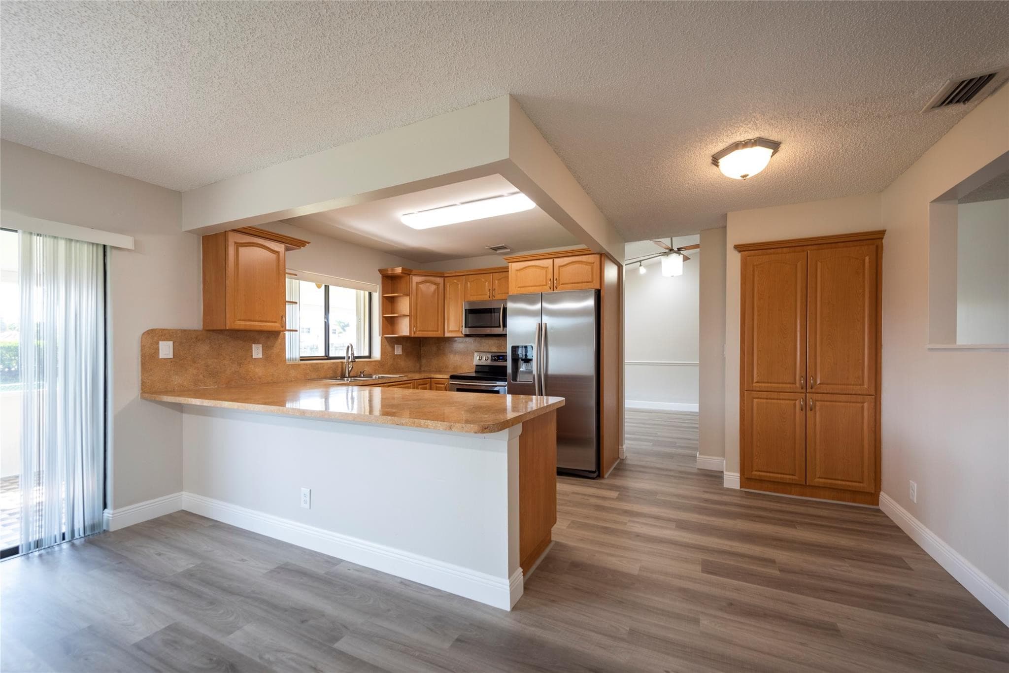 2101 NW 101st Terrace, Pembroke Pines, FL 33026 — photo 16 of 31
