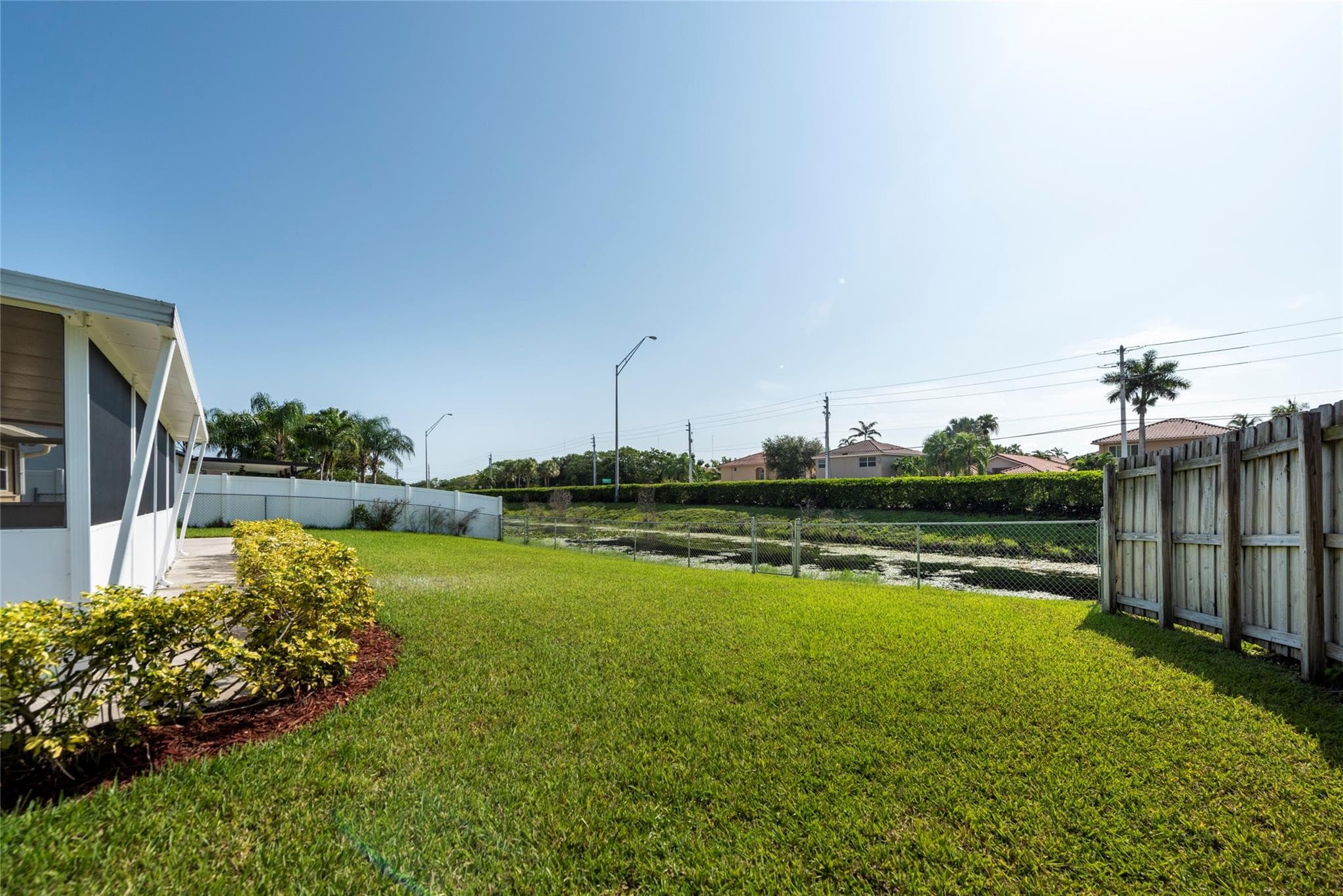 2101 NW 101st Terrace, Pembroke Pines, FL 33026 — photo 23 of 31