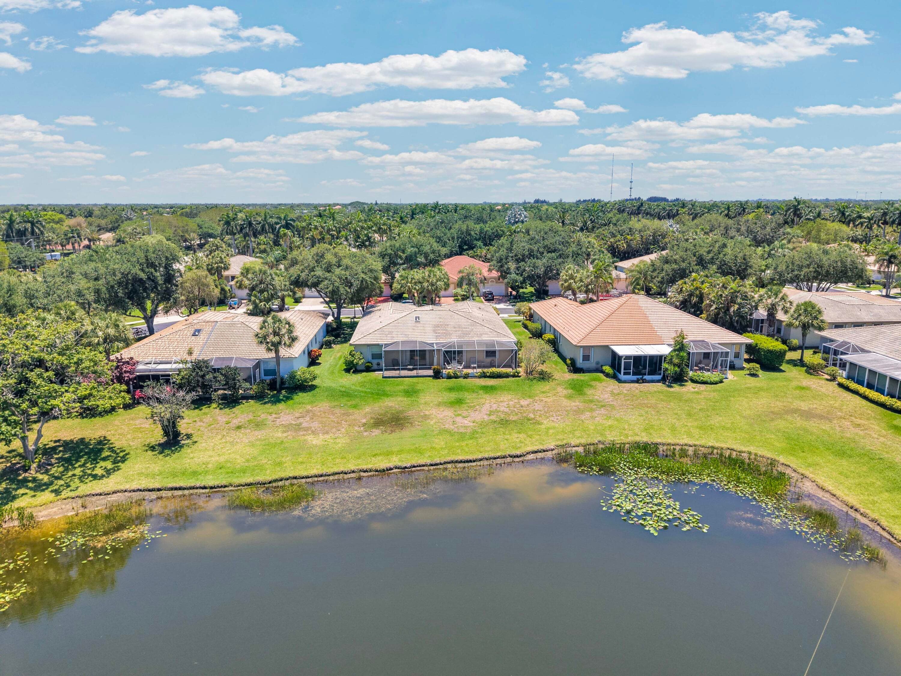 9532 N Crescent View Dr Drive N, Boynton Beach, FL 33437 — photo 37 of 50