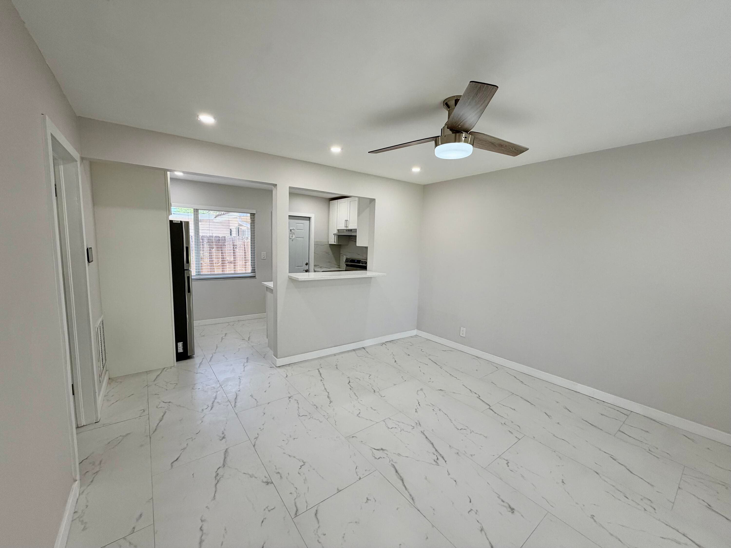 1652 NE 33rd Street B, Oakland Park, FL 33334 — photo 3 of 15