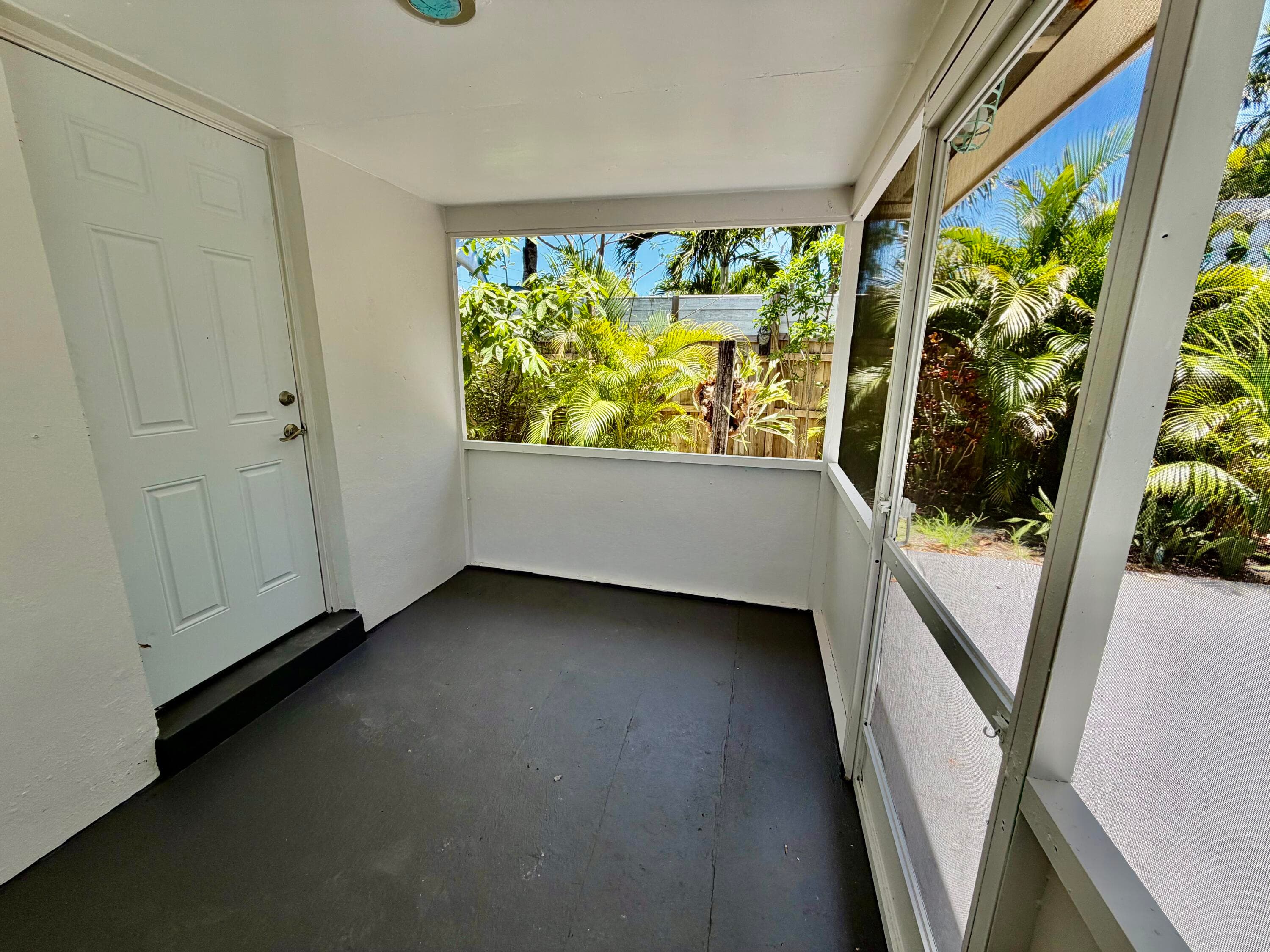 1652 NE 33rd Street B, Oakland Park, FL 33334 — photo 13 of 15