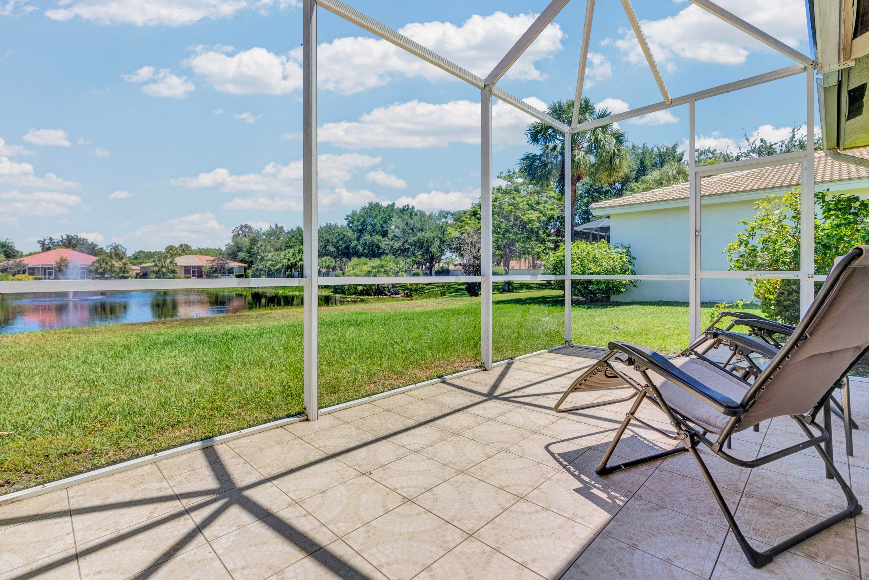 9532 N Crescent View Dr Drive N, Boynton Beach, FL 33437 — photo 29 of 50