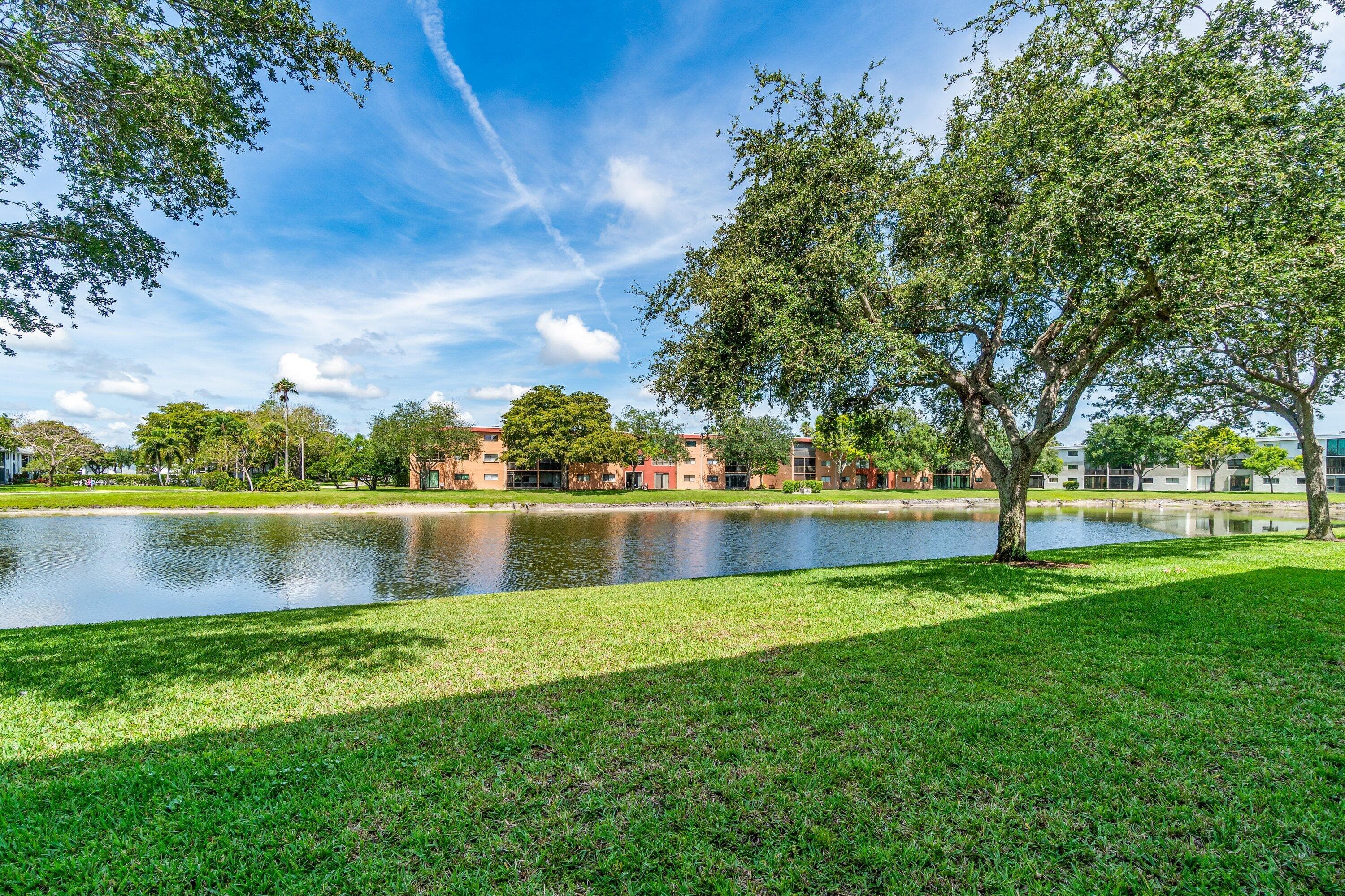 5550 Witney Drive 102, Delray Beach, FL 33484 — photo 33 of 51