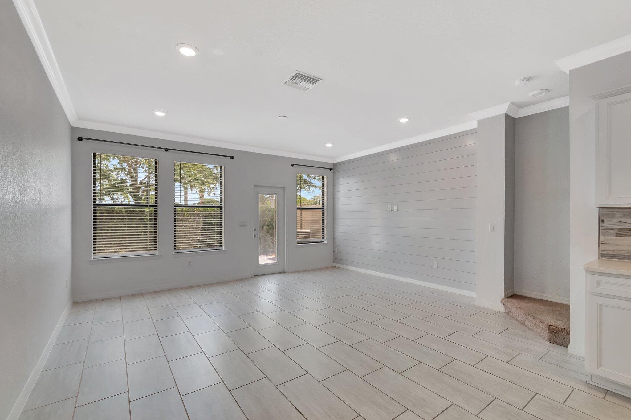 2854 Bard Street, Palm Springs, FL 33406 — photo 10 of 32