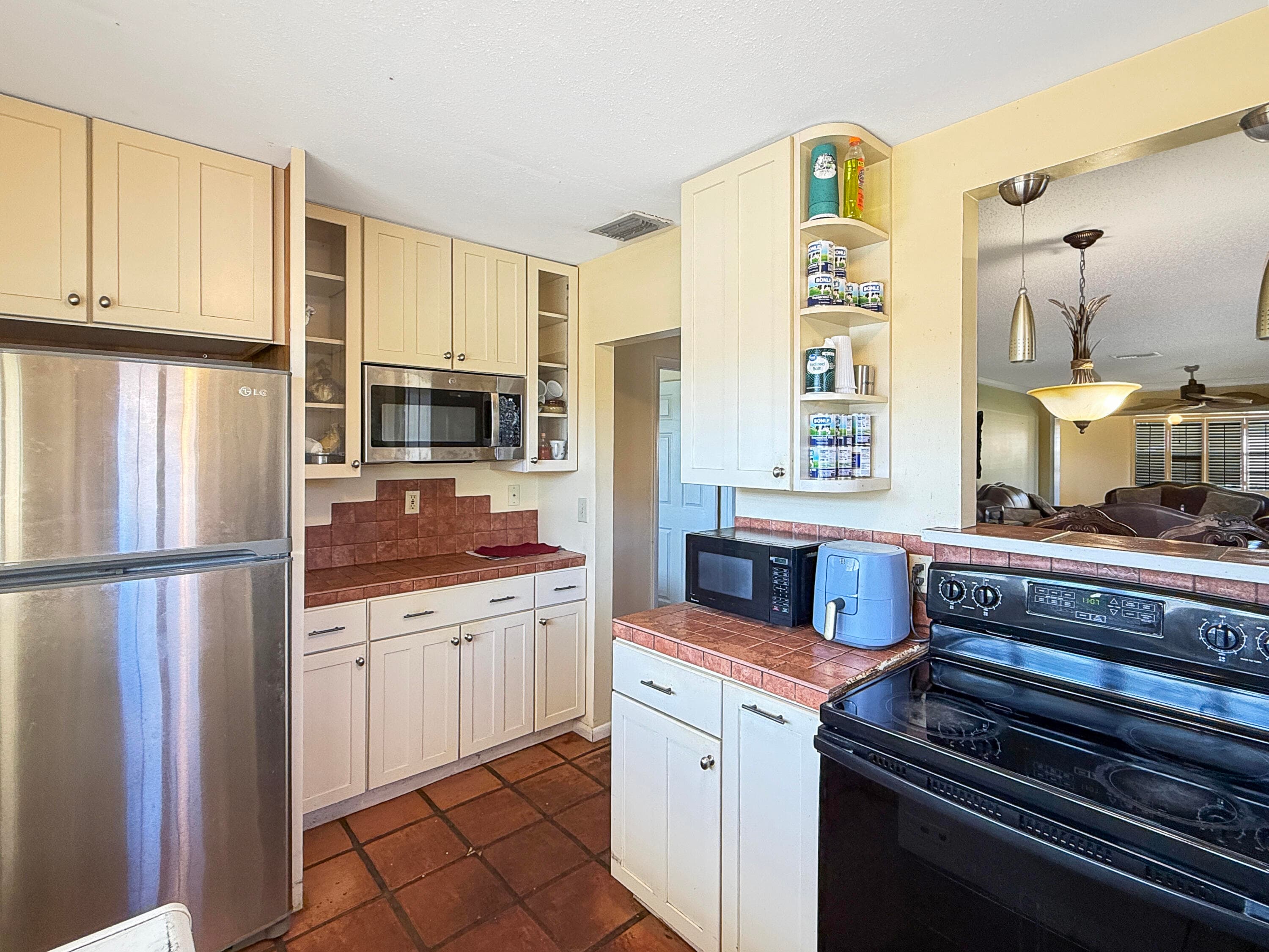 501 Sandpiper Circle, Delray Beach, FL 33445 — photo 10 of 20