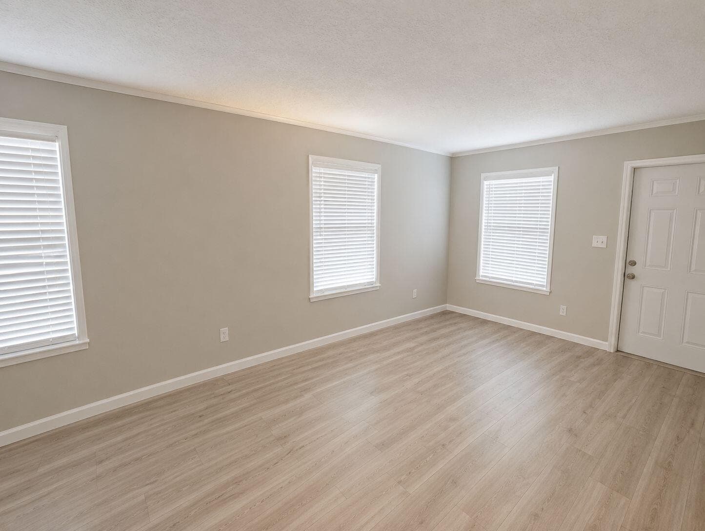 916 Francis Street, West Palm Beach, FL 33405 — photo 3 of 23