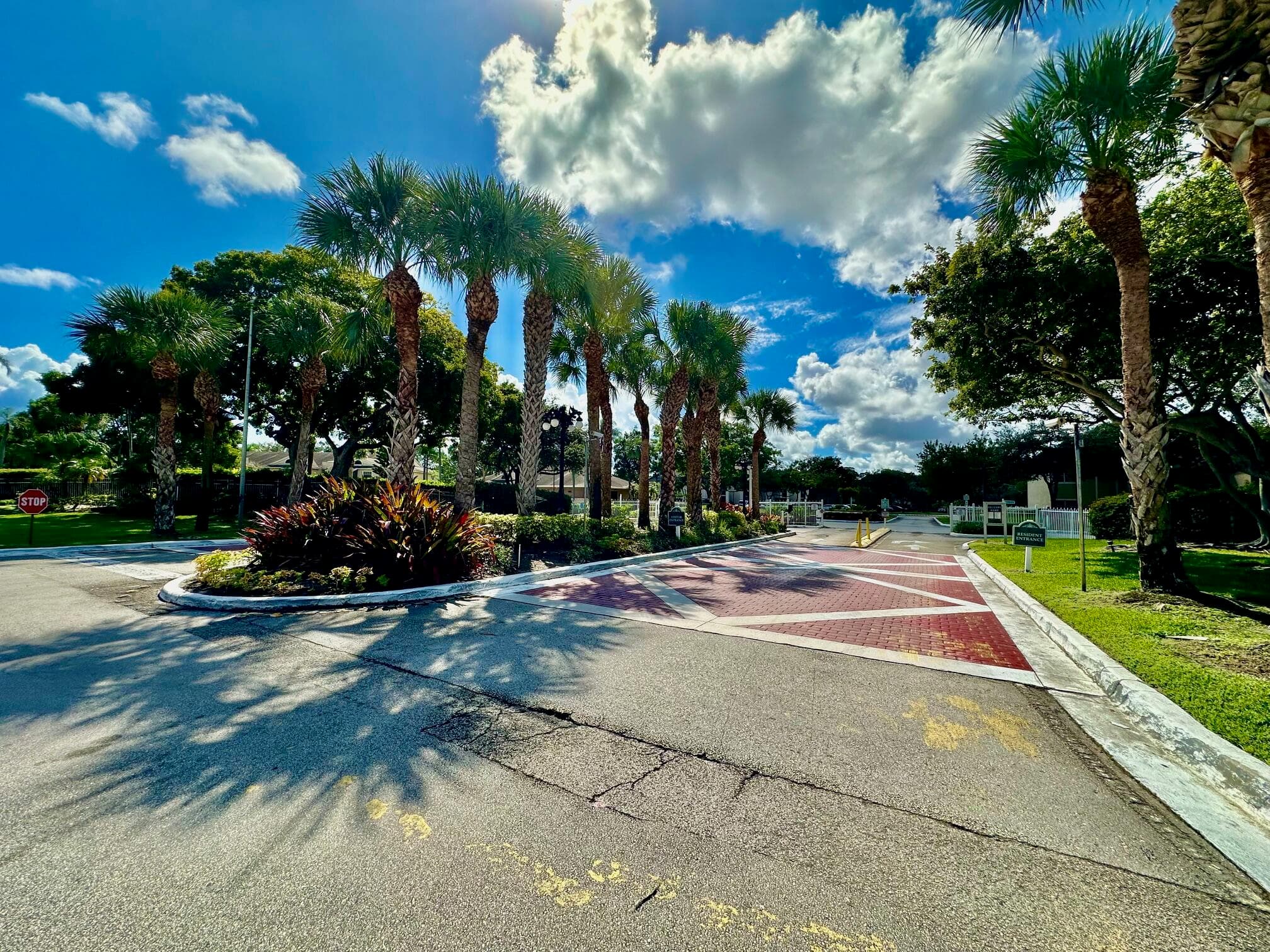 640 Cypress Club Way G, Deerfield Beach, FL 33064 — photo