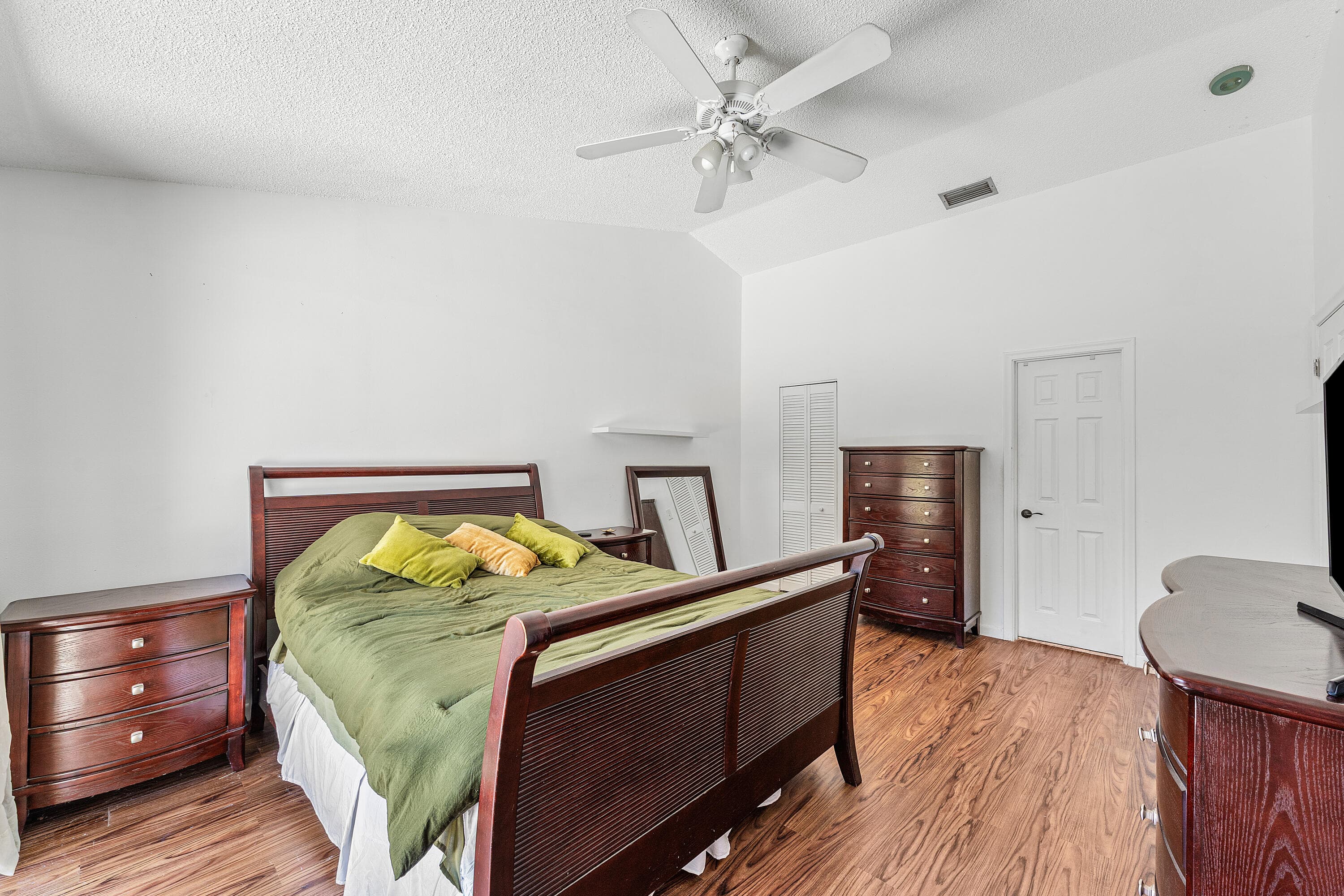 5202 Tarregon Lane, Palm Beach Gardens, FL 33418 — photo 7 of 27