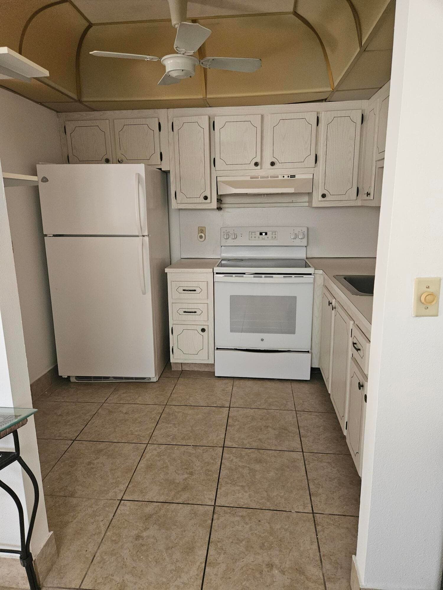 39 Valencia, Delray Beach, FL 33446 — photo 5 of 17