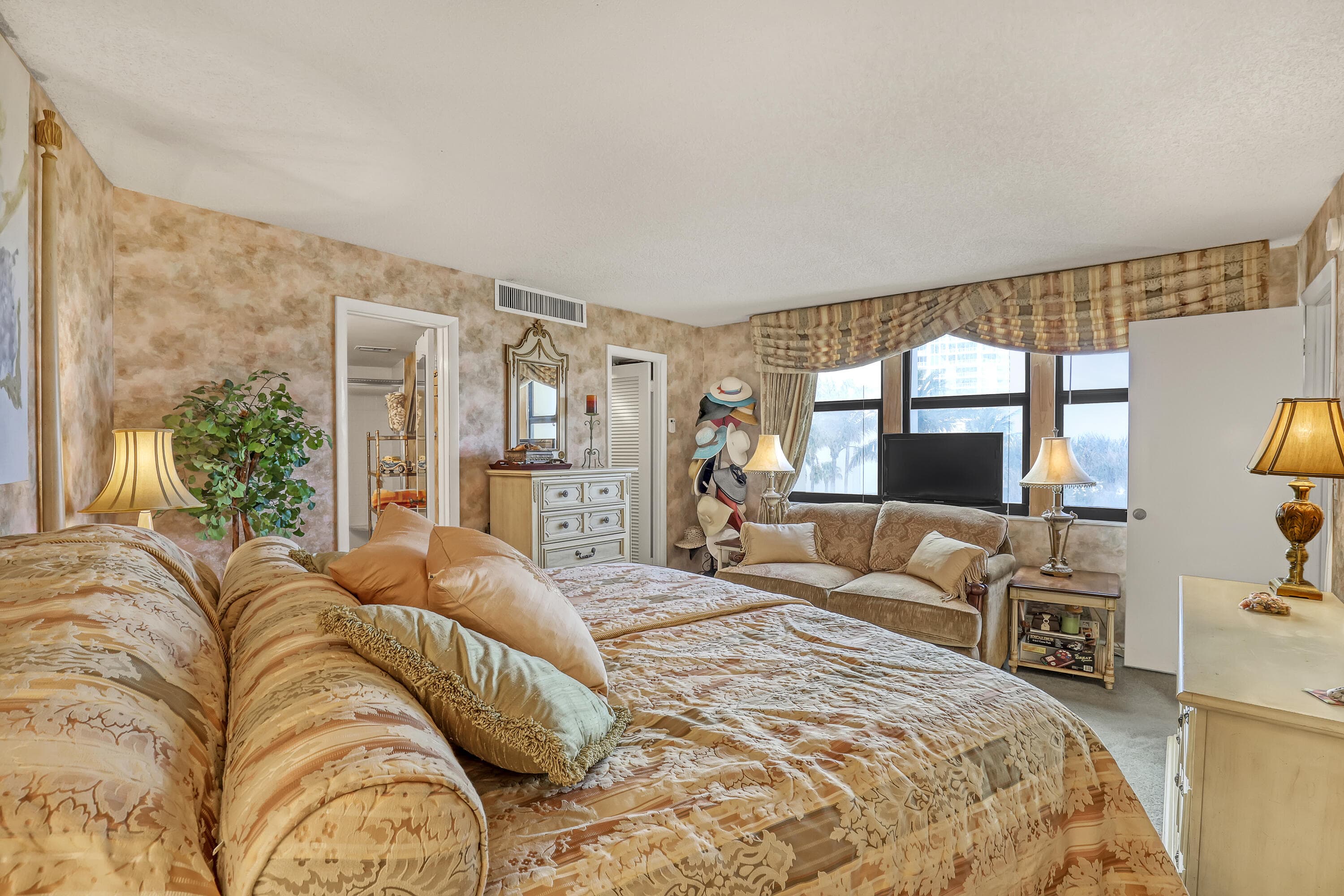 2800 N Ocean Drive A-3c, Riviera Beach, FL 33404 — photo 14 of 45