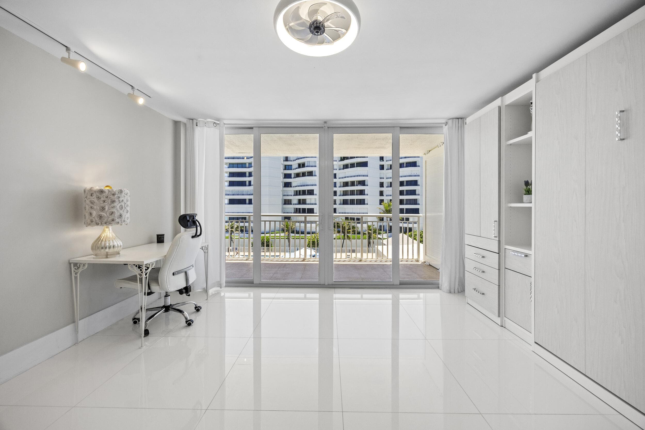 3546 S Ocean Boulevard 504, South Palm Beach, FL 33480 — photo 34 of 61