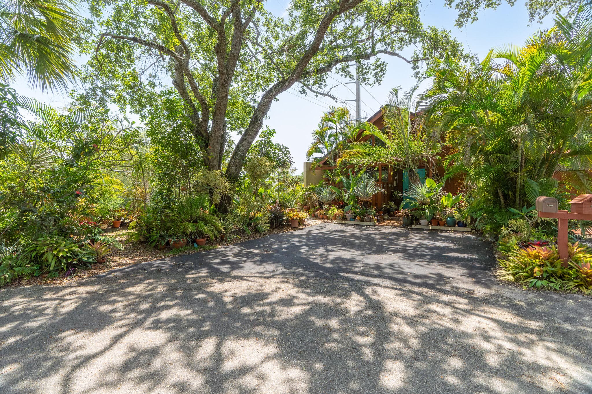 6101 NW 32nd Way, Fort Lauderdale, FL 33309 — photo 4 of 62