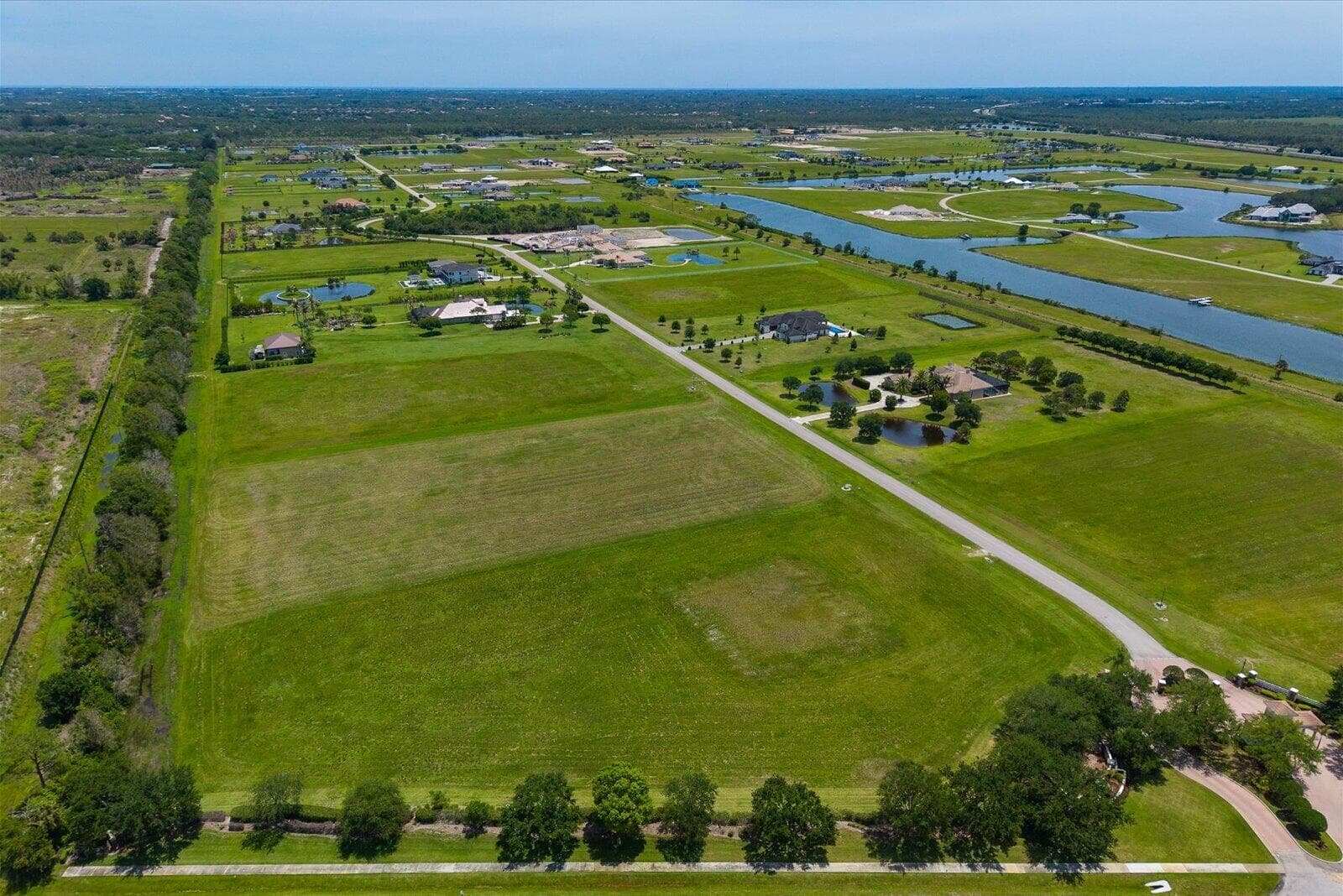 4655 SW Stoneybrook Way, Palm City, FL 34990 — photo 8 of 10
