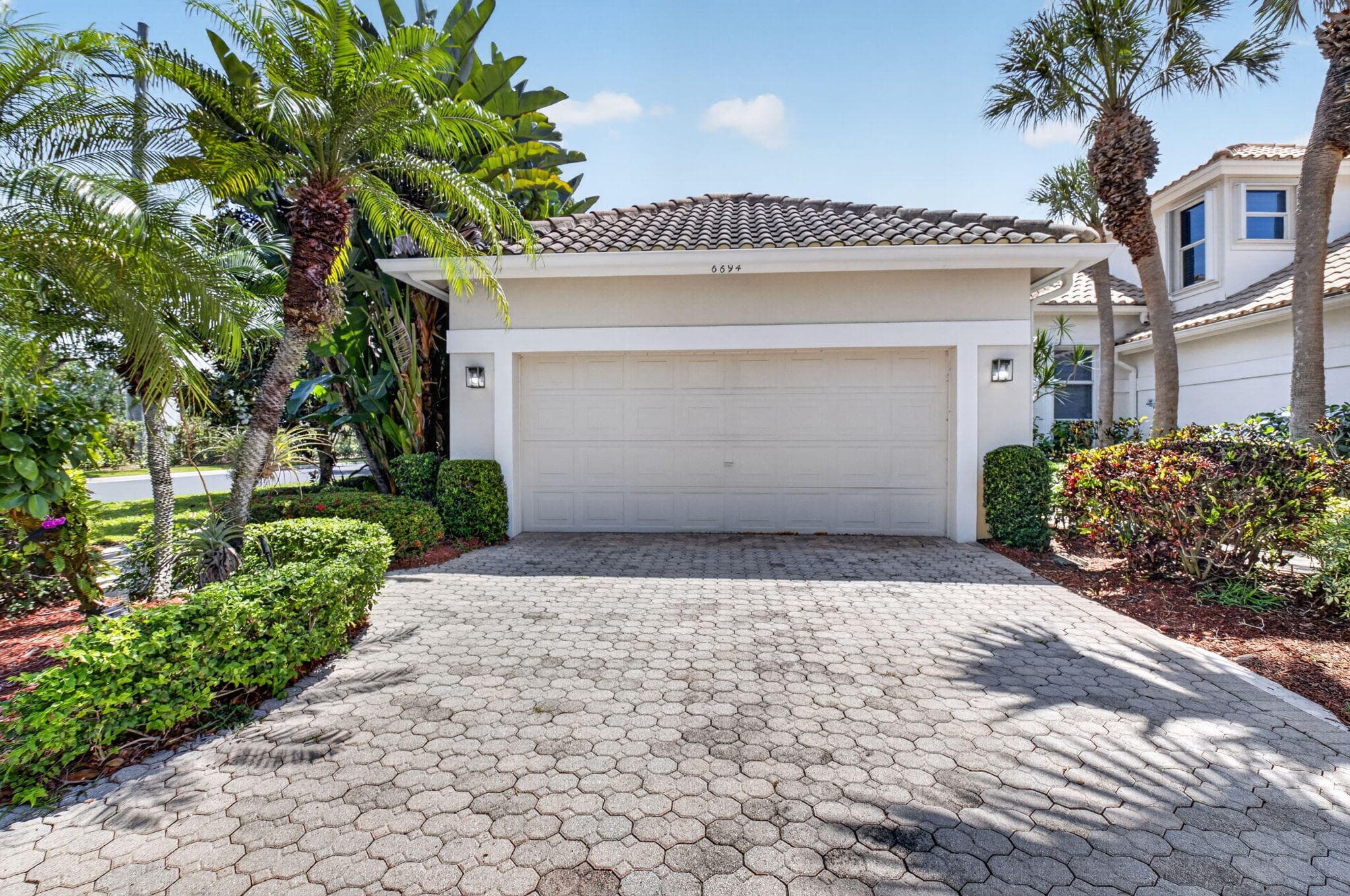 6694 NW 26th Way, Boca Raton, FL 33496 — photo 1 of 58