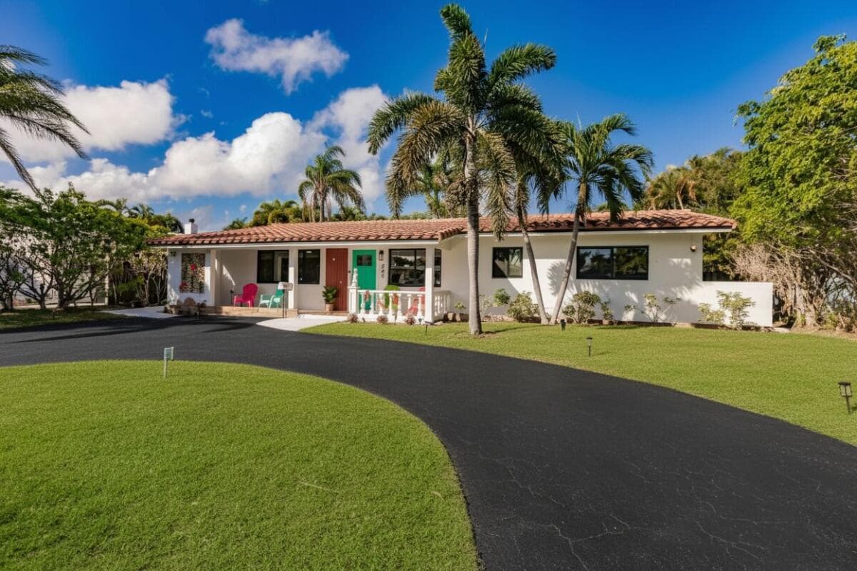 245 N Tradewinds Avenue, Lauderdale-By-The-Sea, FL 33308 — photo 46 of 51