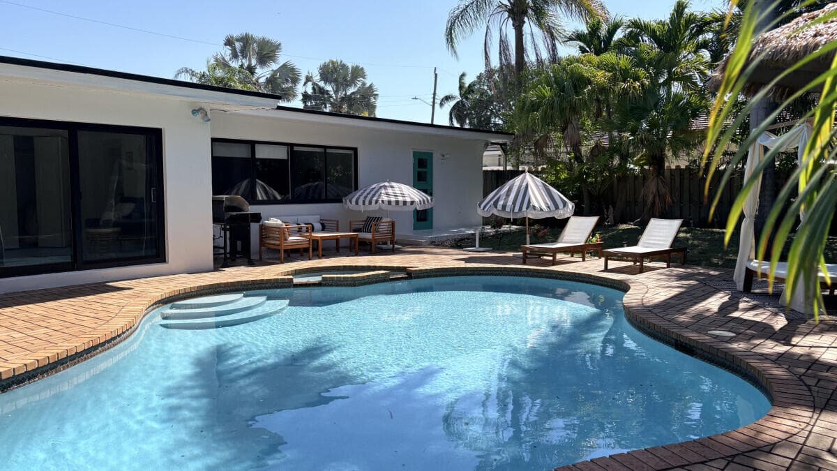 245 N Tradewinds Avenue, Lauderdale-By-The-Sea, FL 33308 — photo 47 of 51