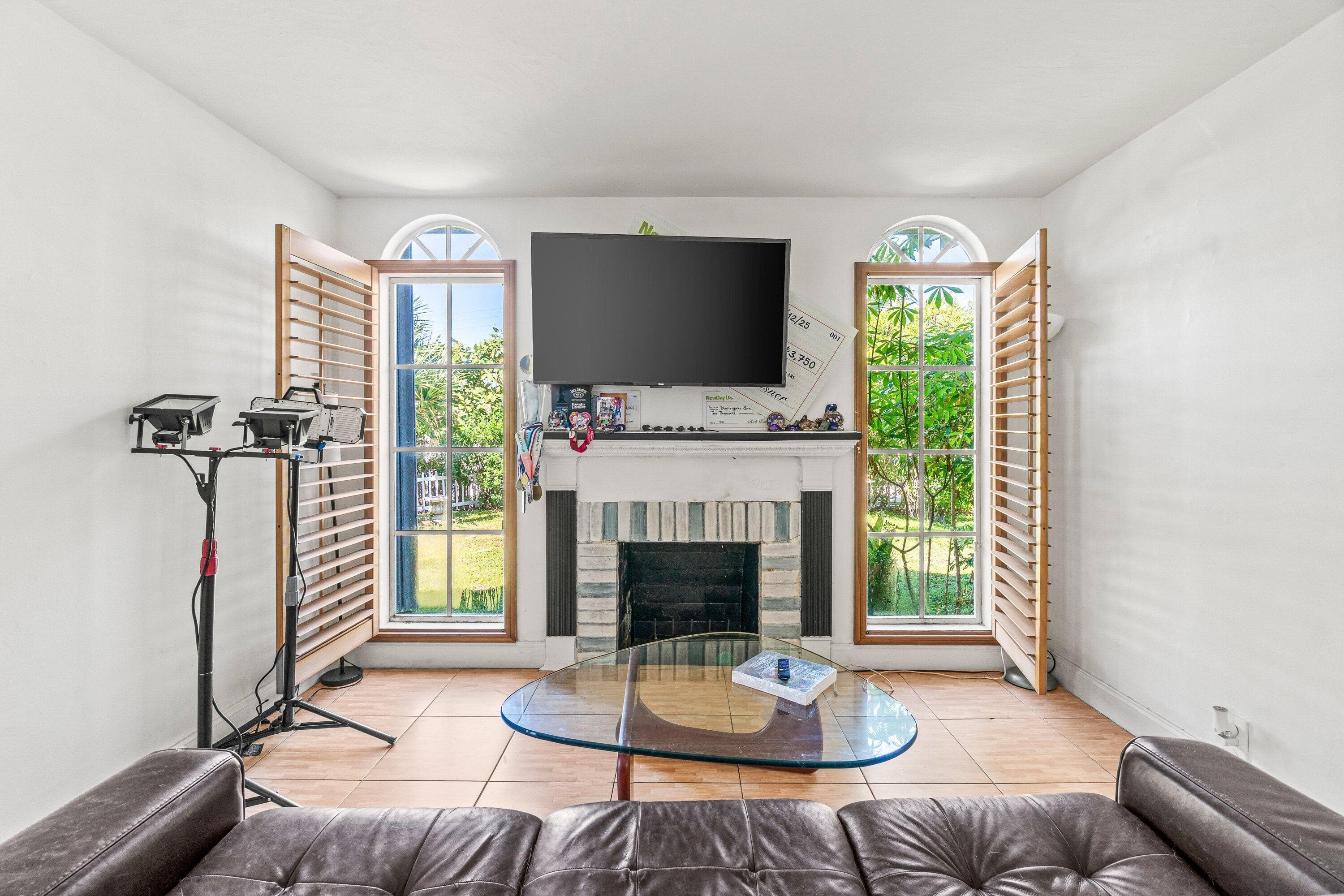 629 Selkirk Street, West Palm Beach, FL 33405 — photo 9 of 29