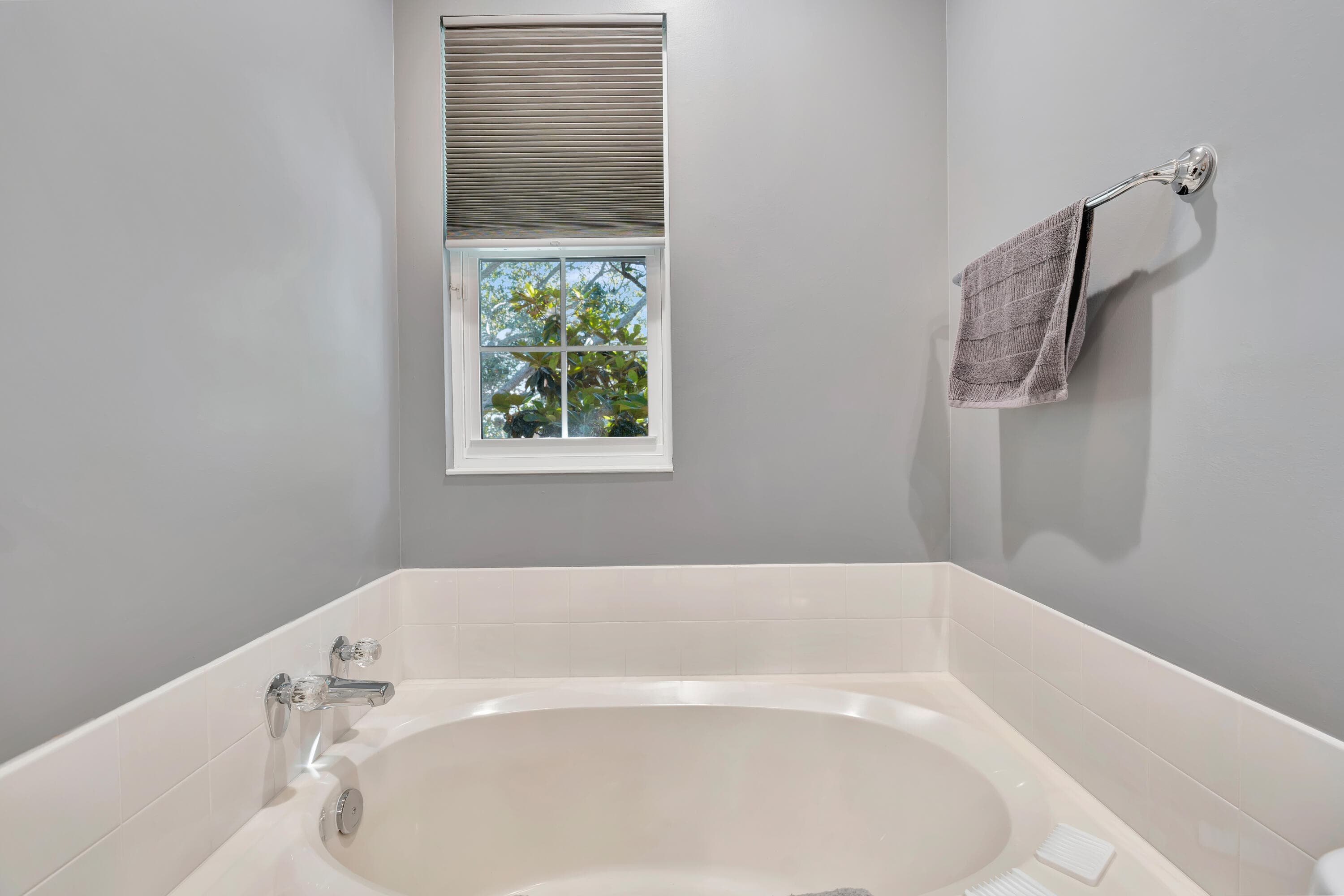 216 Barcelona Drive, Jupiter, FL 33458 — photo 22 of 30