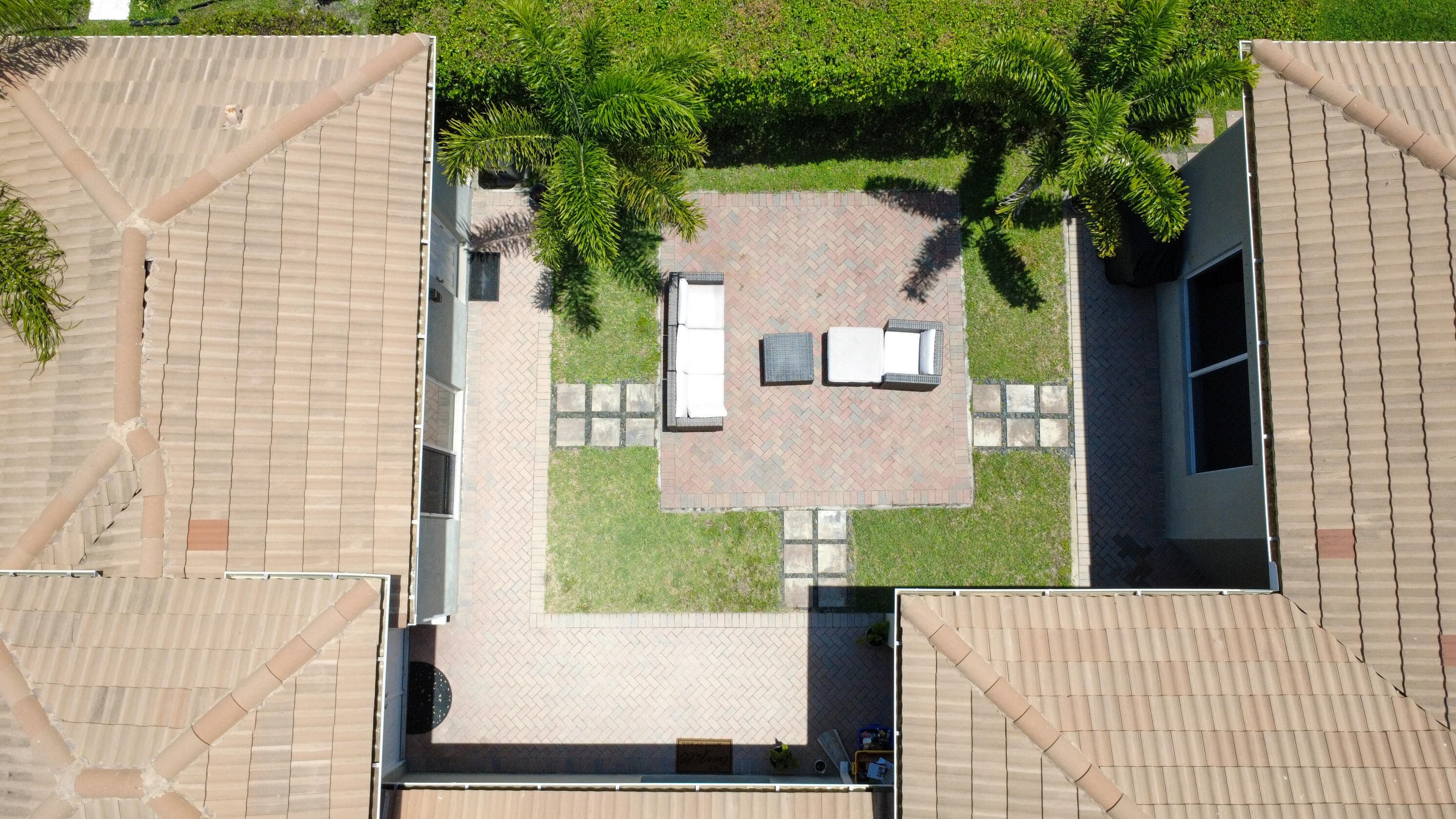 10122 Oak Meadow Lane, Lake Worth, FL 33449 — photo 4 of 24