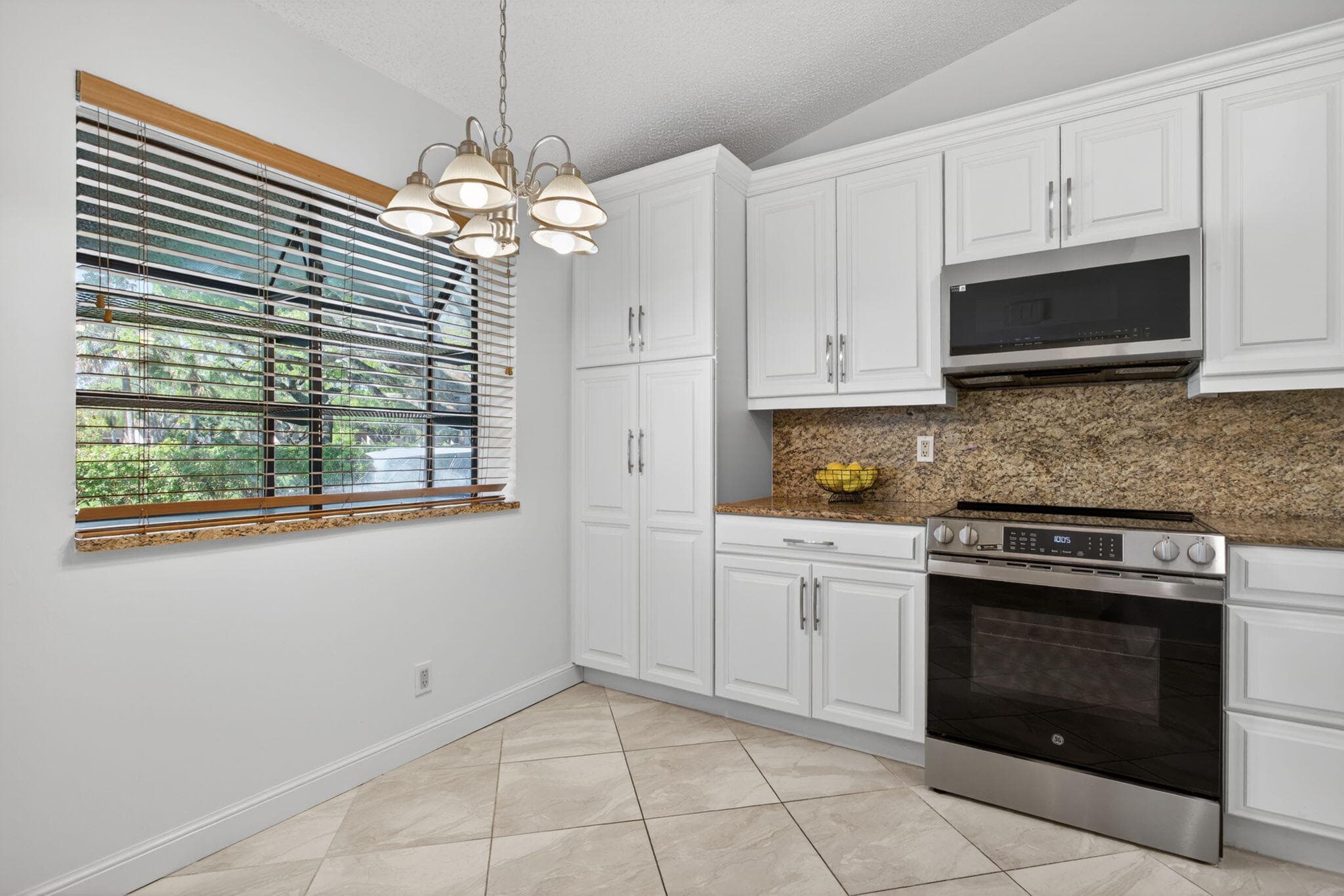 3254 Carambola Circle S, Coconut Creek, FL 33066 — photo 5 of 25