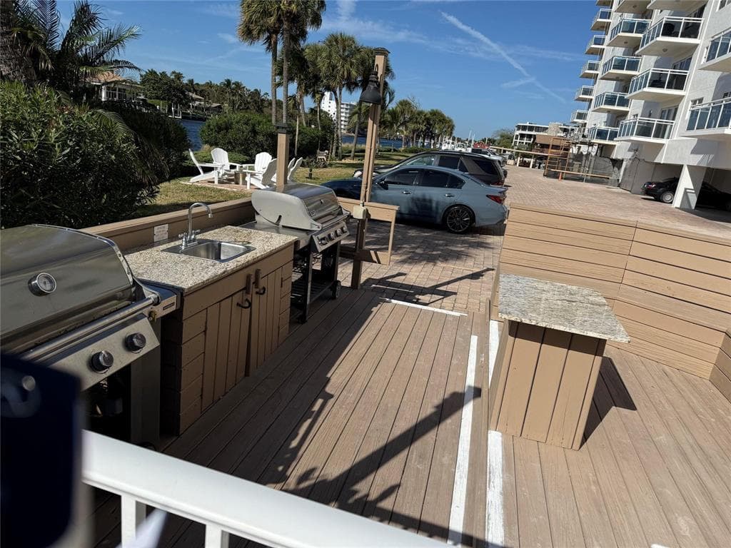 1160 Hillsboro Mile 304, Hillsboro Beach, FL 33062 — photo 33 of 41