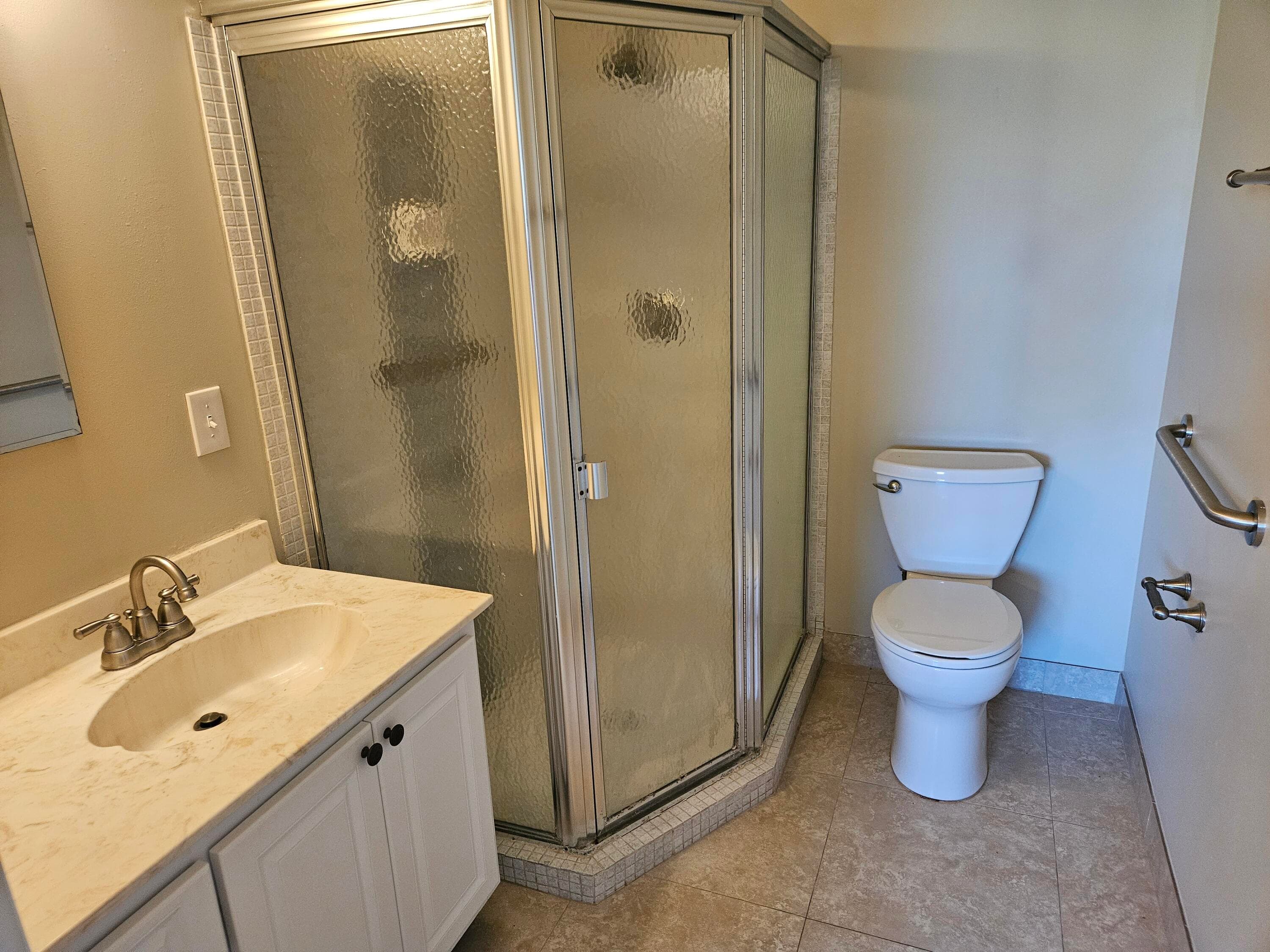2886 E Fernley Dr Drive E 1, West Palm Beach, FL 33415 — photo 16 of 32