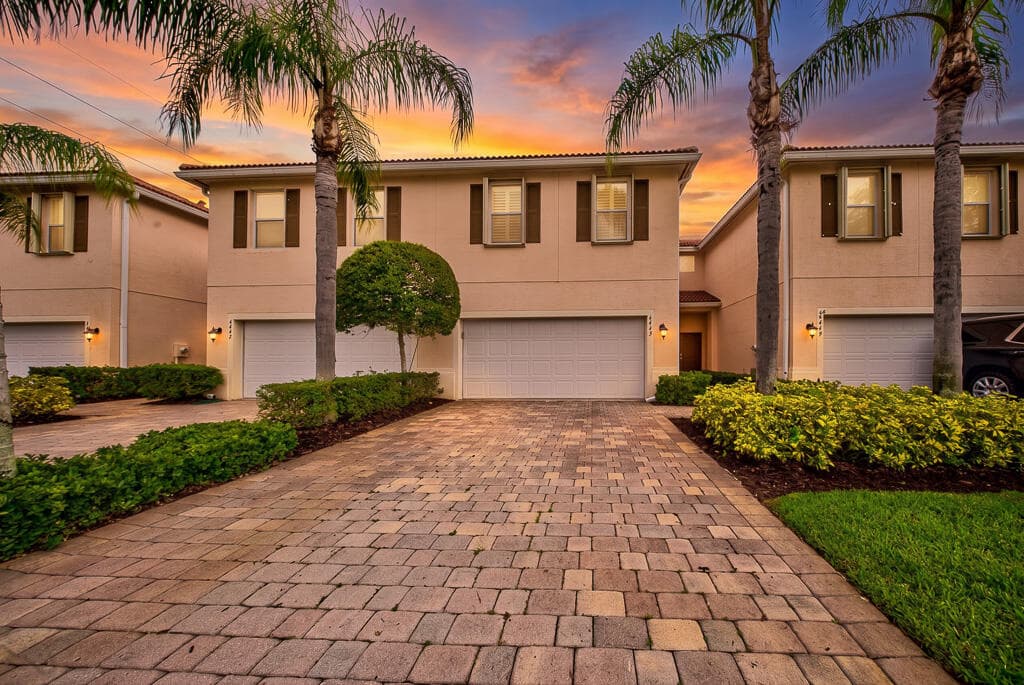 6463 Azura Lake Road, Lake Worth, FL 33463 — photo 1 of 34