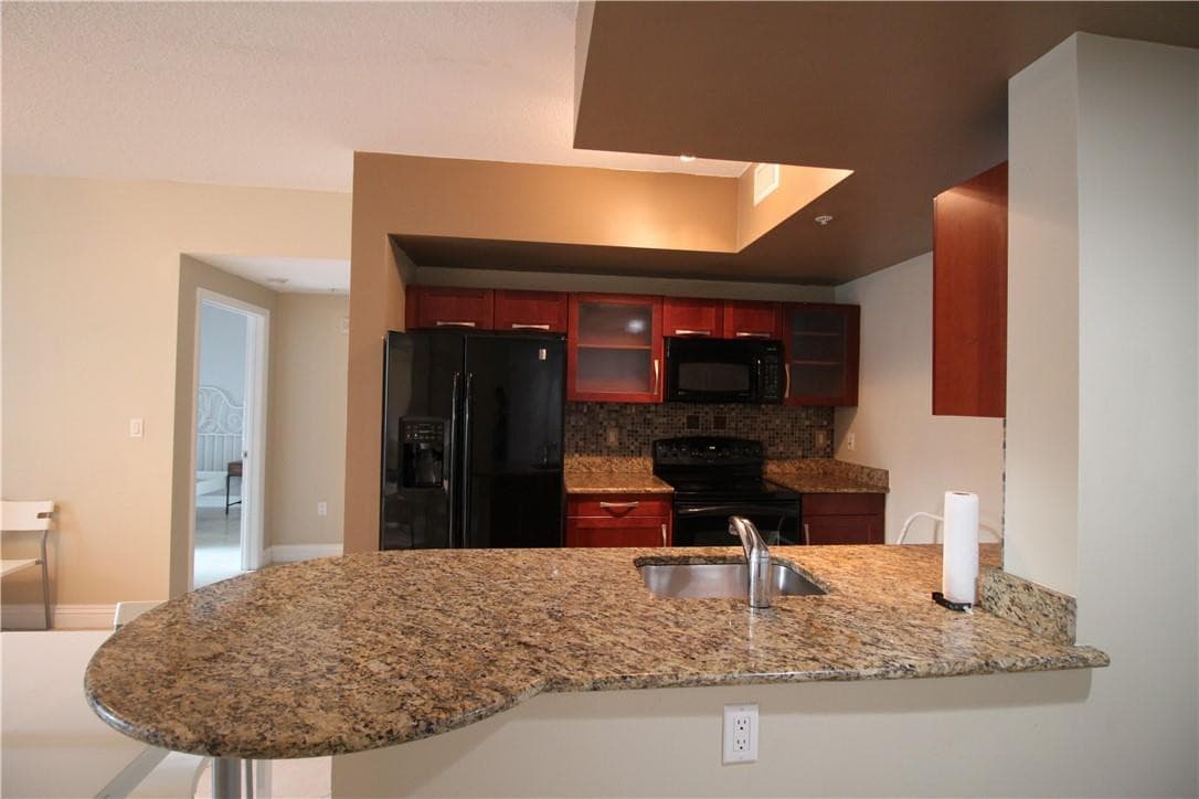 7275 SW 90th Way 211, Miami, FL 33156 — photo 6 of 23