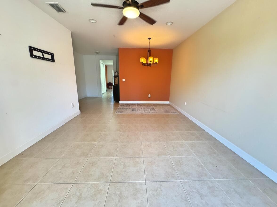474 SW 147th Avenue, Pembroke Pines, FL 33027 — photo 4 of 16