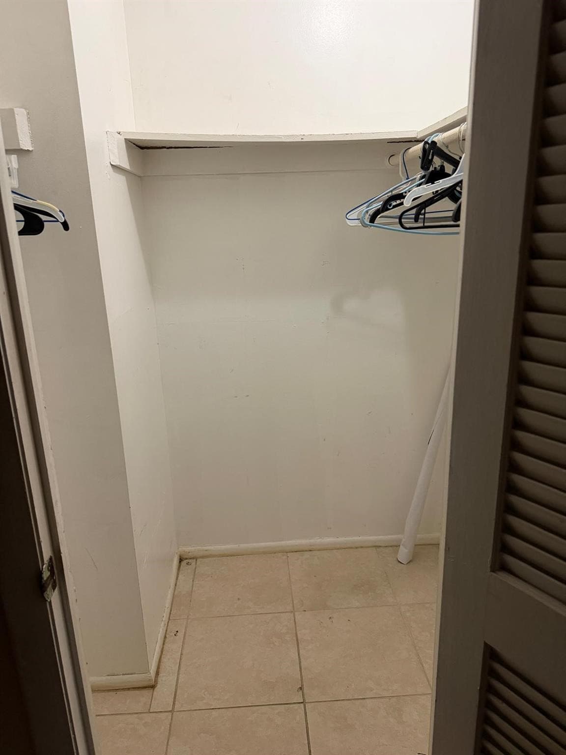 8460 Sunrise Lakes Boulevard 202, Sunrise, FL 33322 — photo 19 of 33